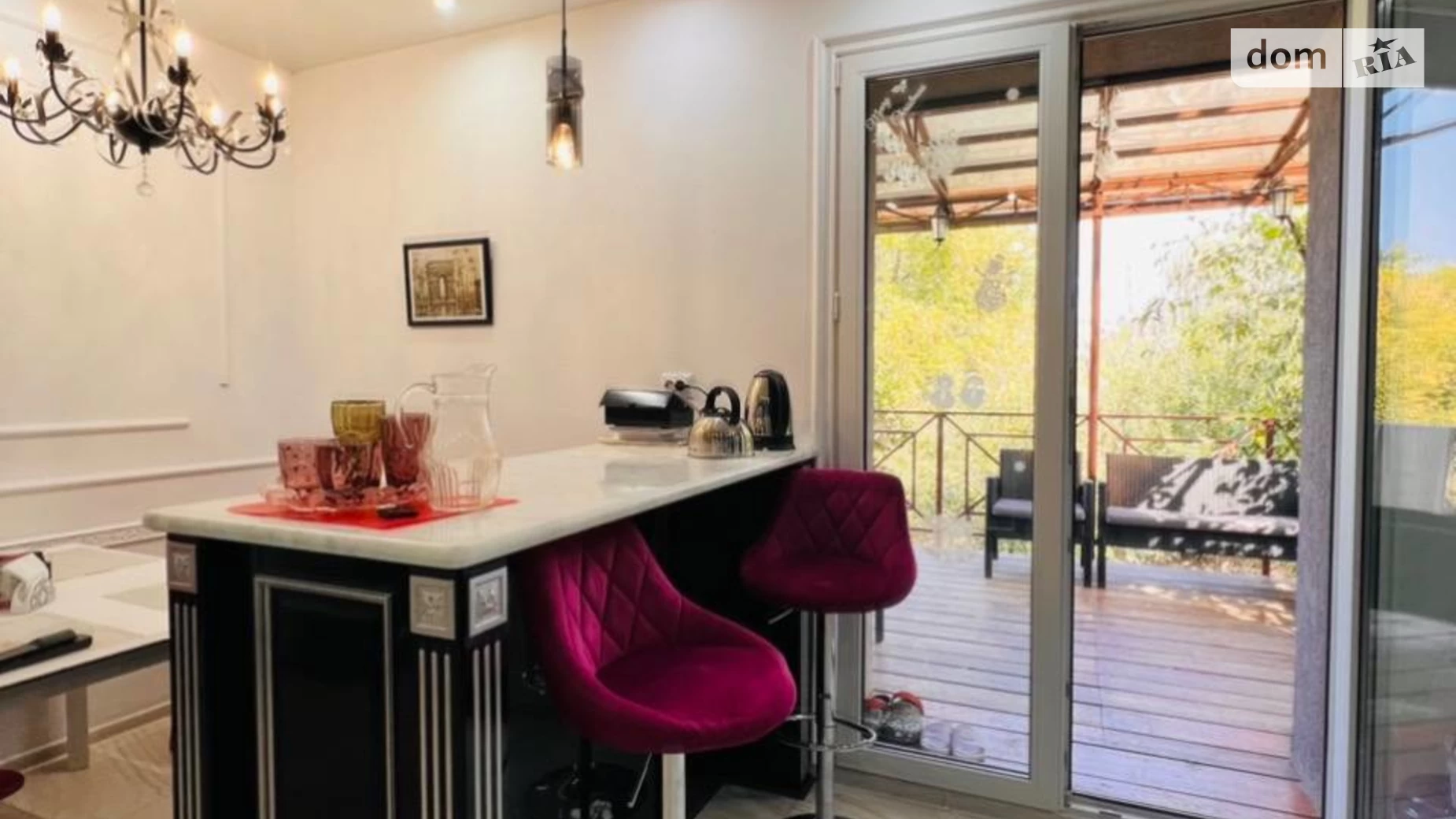 Продается дом на 3 этажа 375 кв. м с гаражом, цена: 170000 $ - фото 5