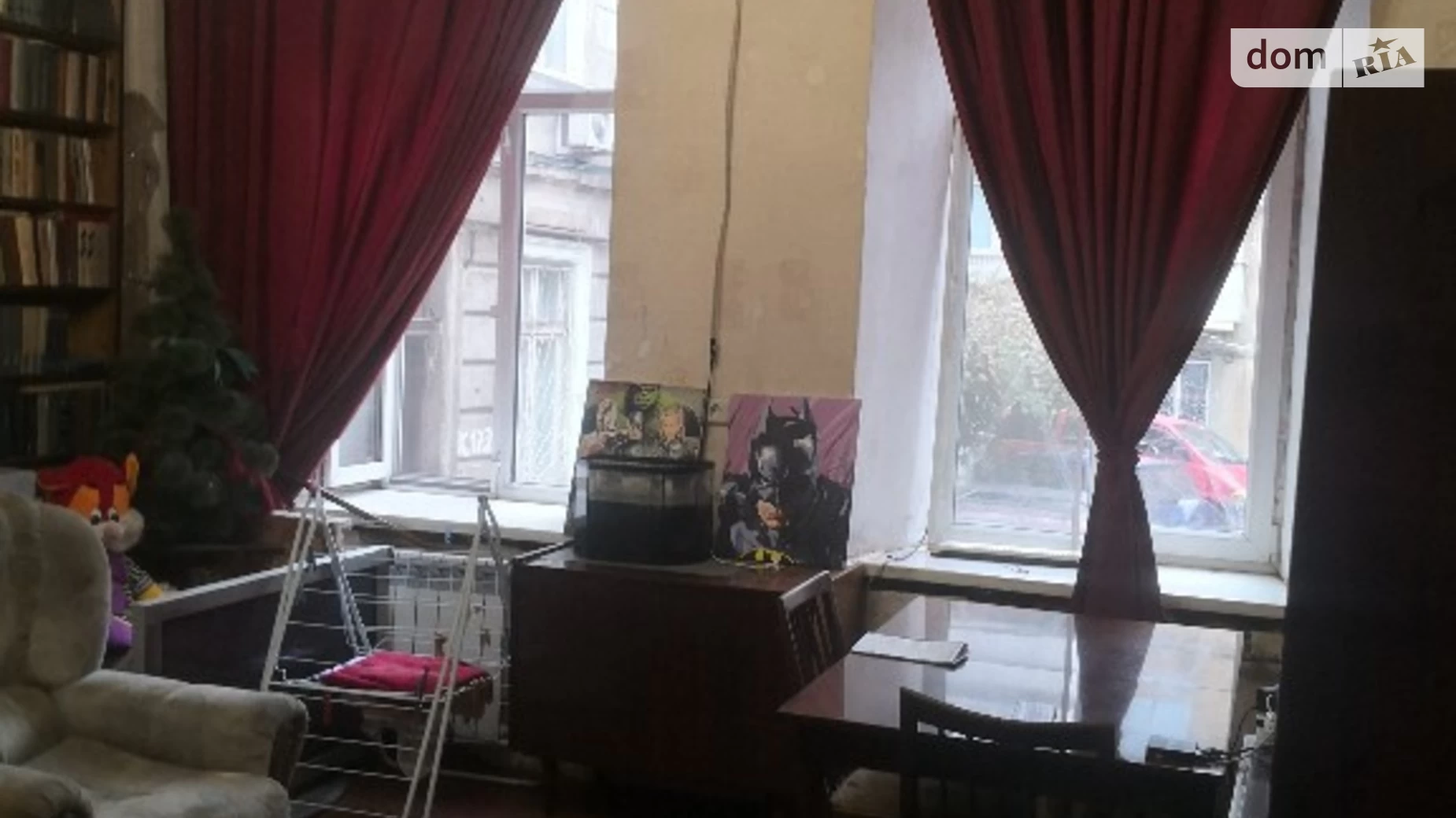 Продается 4-комнатная квартира 73 кв. м в Одессе, пл. Греческая
