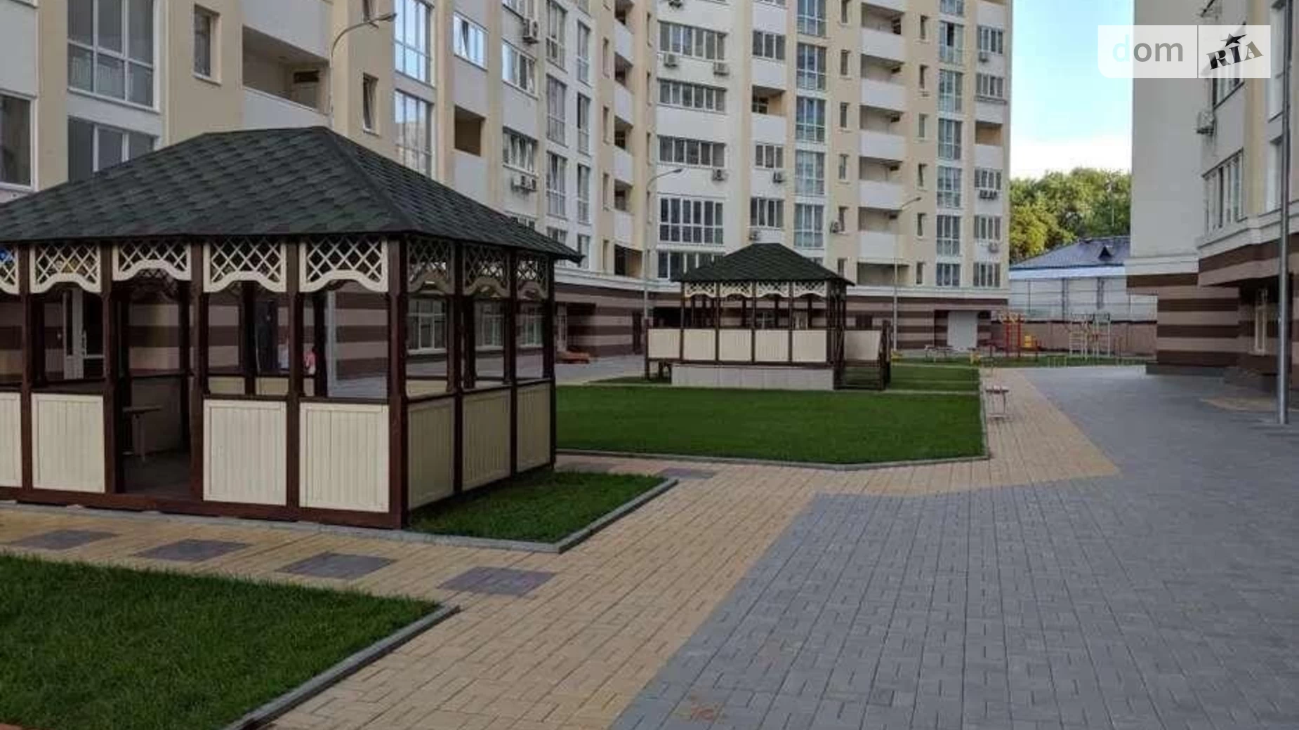 Продается 1-комнатная квартира 46 кв. м в Киеве, ул. Нивская(Невская), 4Г