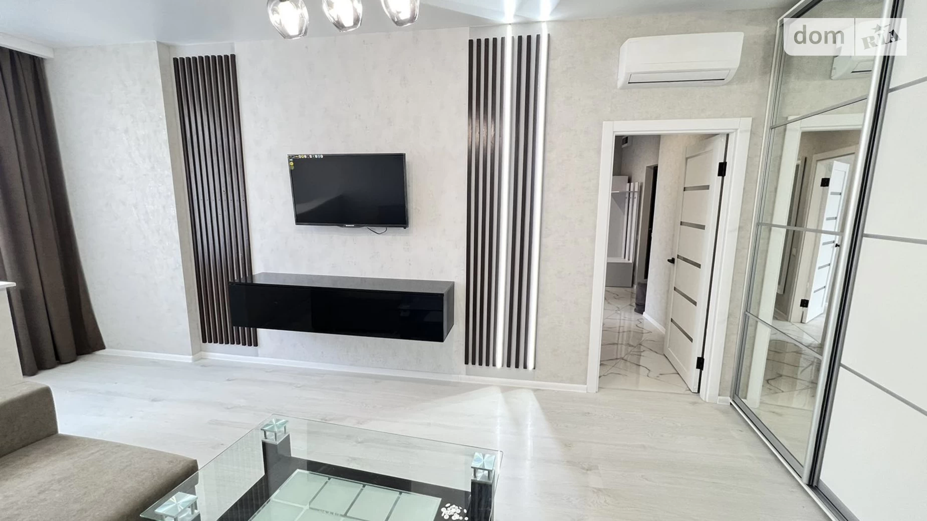 Продается 2-комнатная квартира 60 кв. м в Одессе, ул. Каманина - фото 2