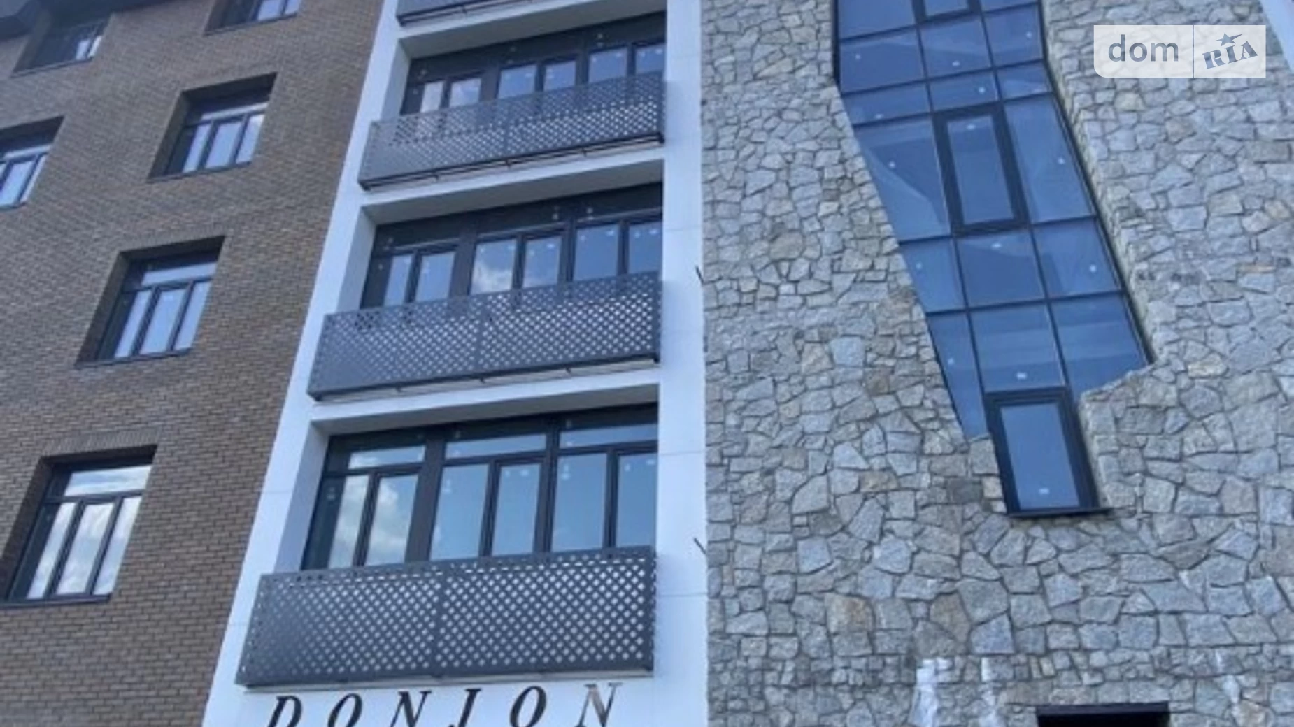 Продается 3-комнатная квартира 88.7 кв. м в Днепре, ул. Пушкина Генерала