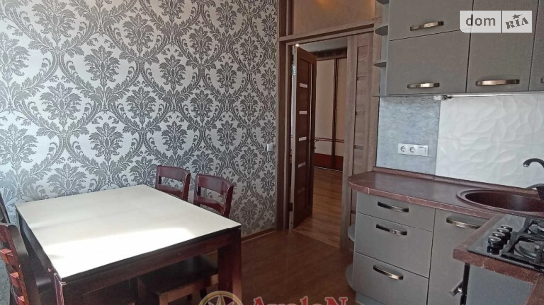 Продается 1-комнатная квартира 43 кв. м в Одессе, ул. Владислава Бувалкина(Генерала Бочарова), 54В - фото 2