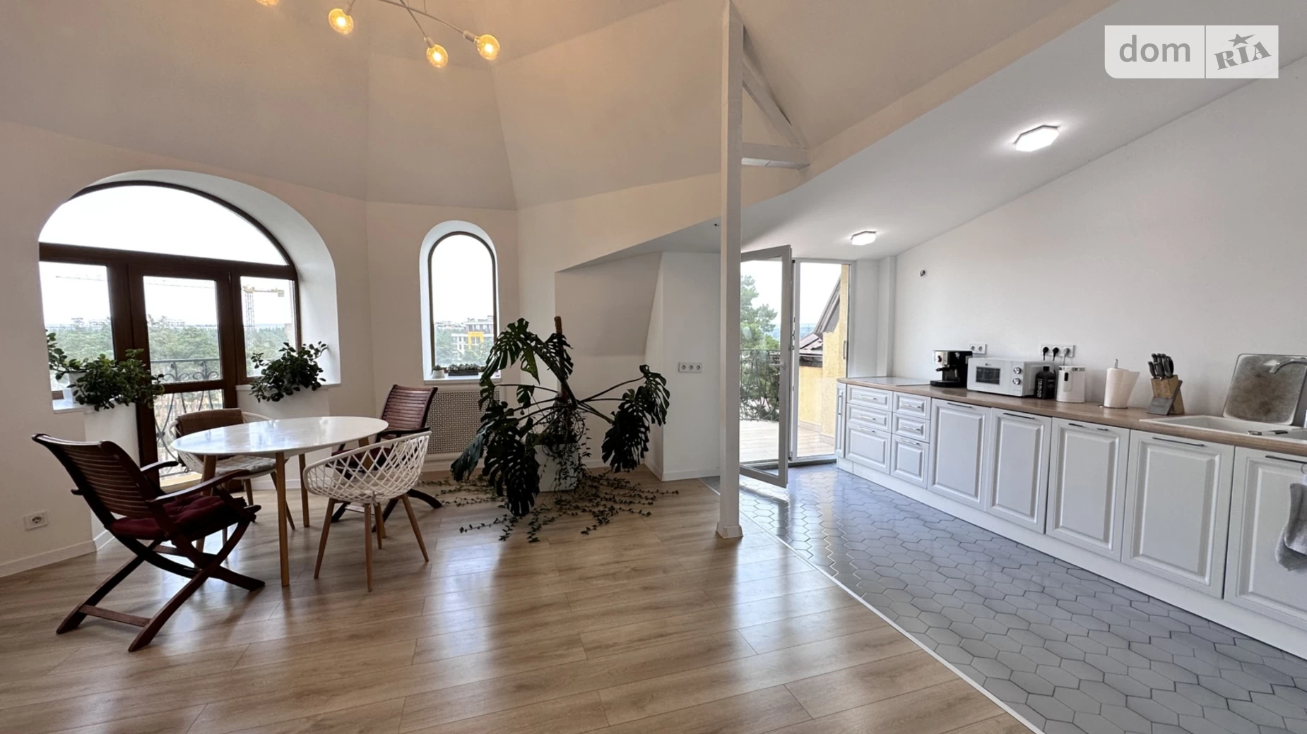 Продается 3-комнатная квартира 120 кв. м в Буче, ул. Пушкинская, 3Б - фото 2