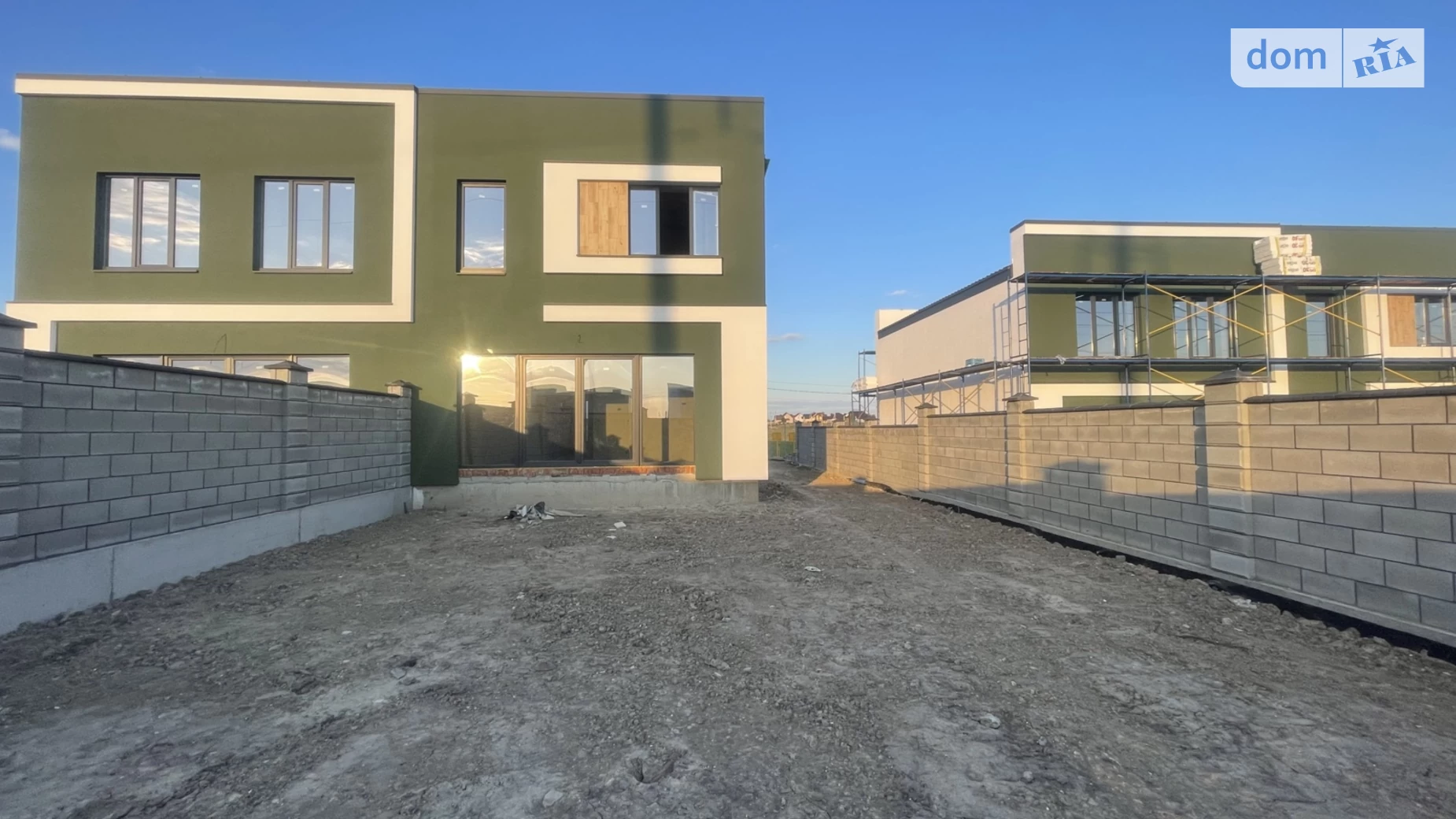 Продається частина будинку 118 кв. м з гаражем, цена: 100000 $ - фото 2