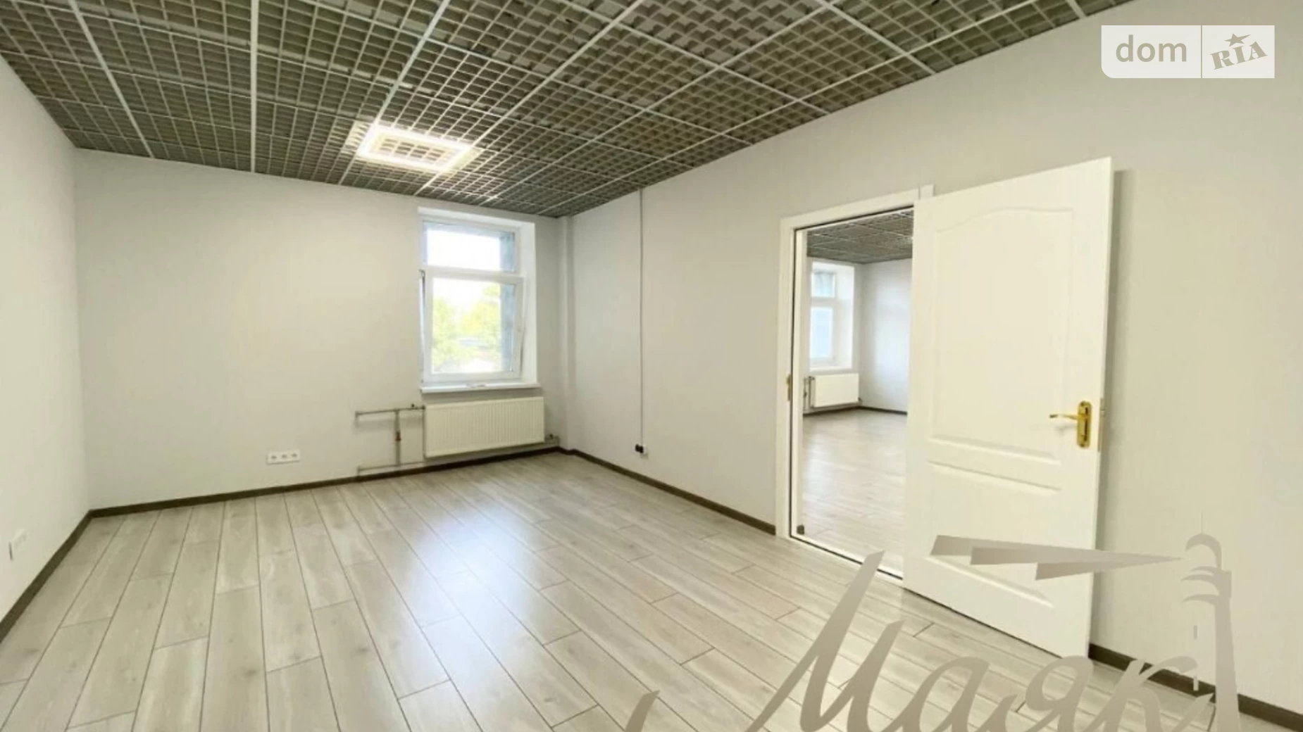Сдается в аренду офис 90 кв. м в бизнес-центре, цена: 810 $ - фото 5
