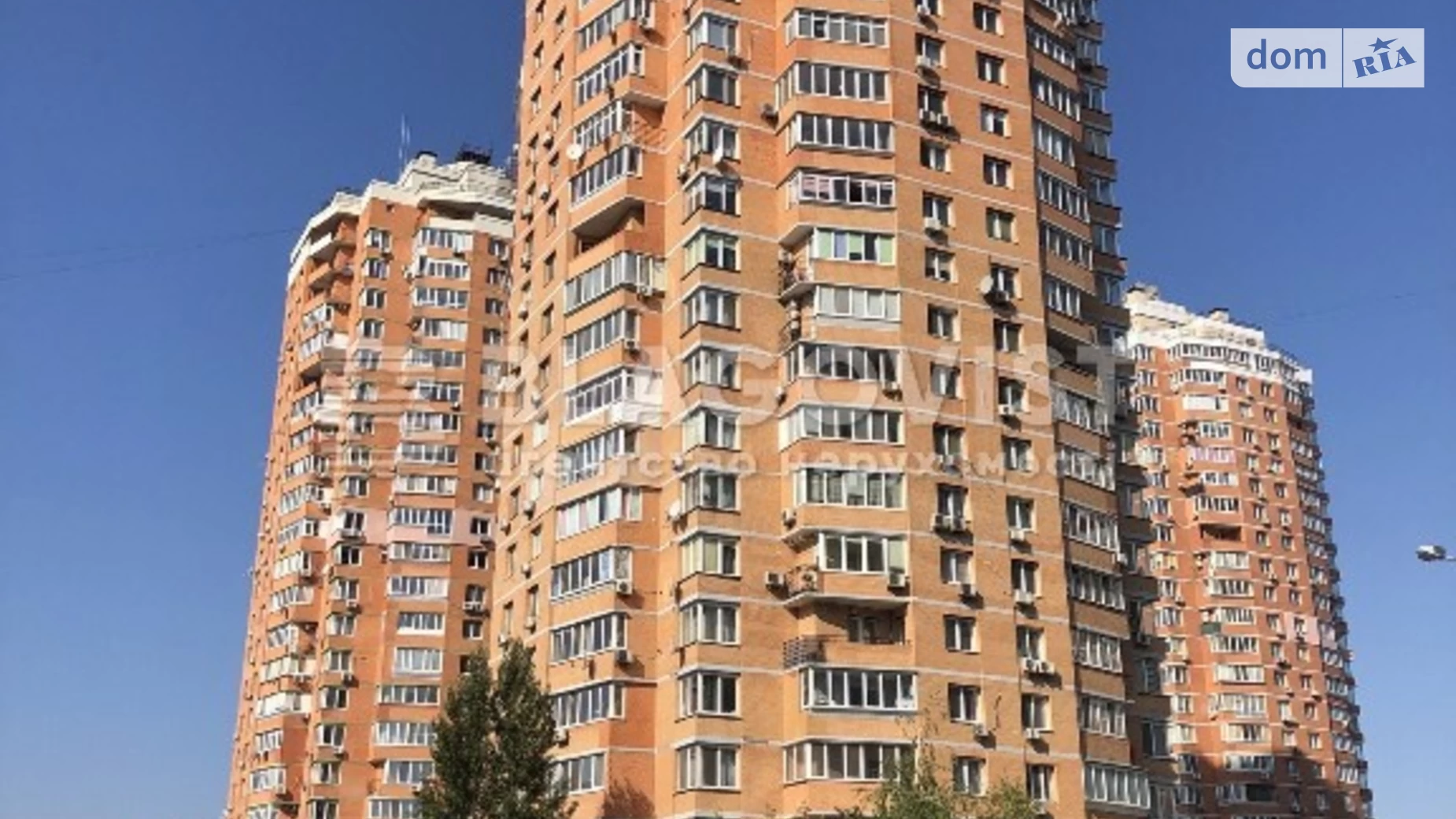 Продается 3-комнатная квартира 124.9 кв. м в Киеве, ул. Константина Данькевича, 14