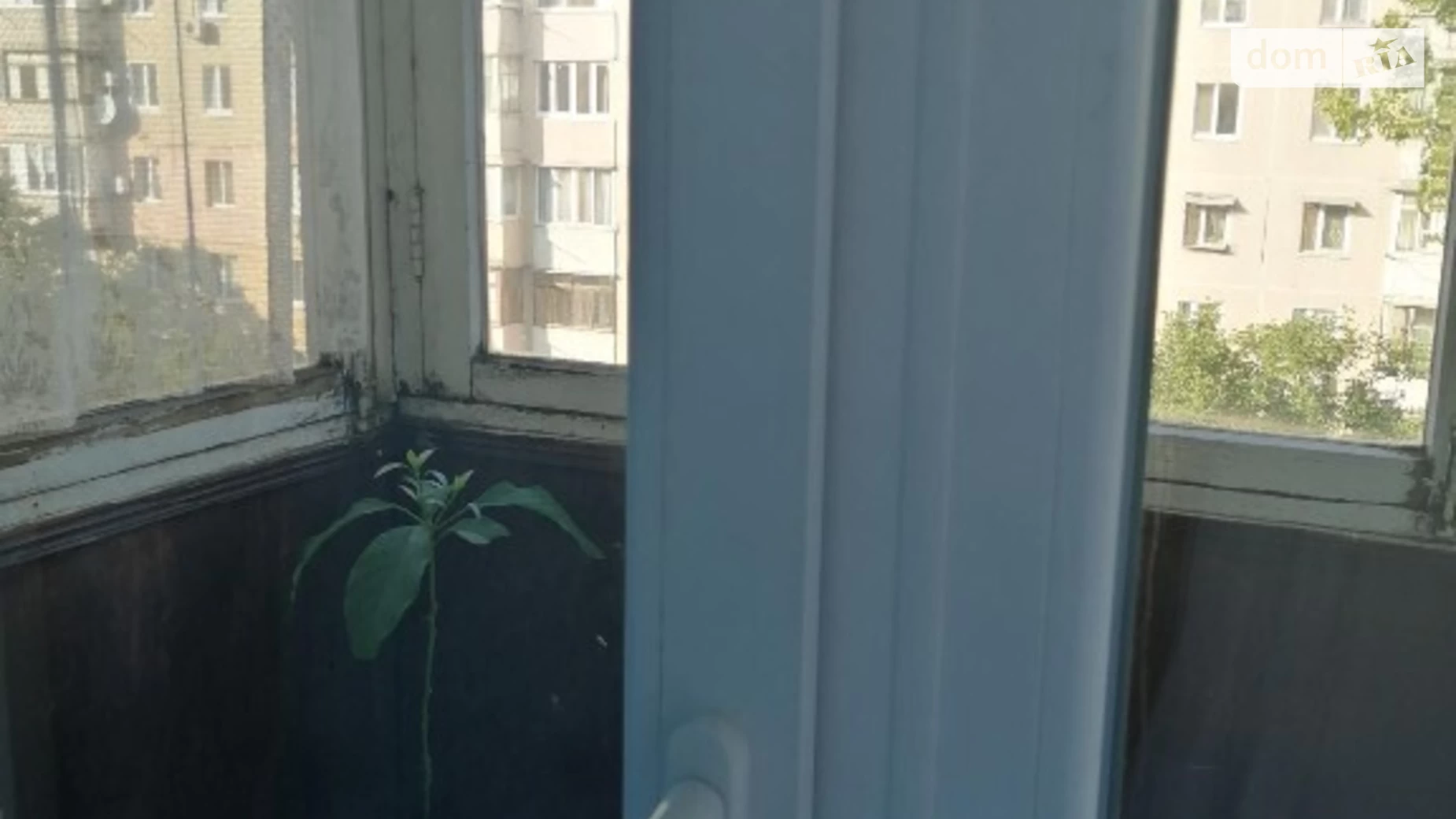 Продается 1-комнатная квартира 33 кв. м в Одессе, просп. Добровольского