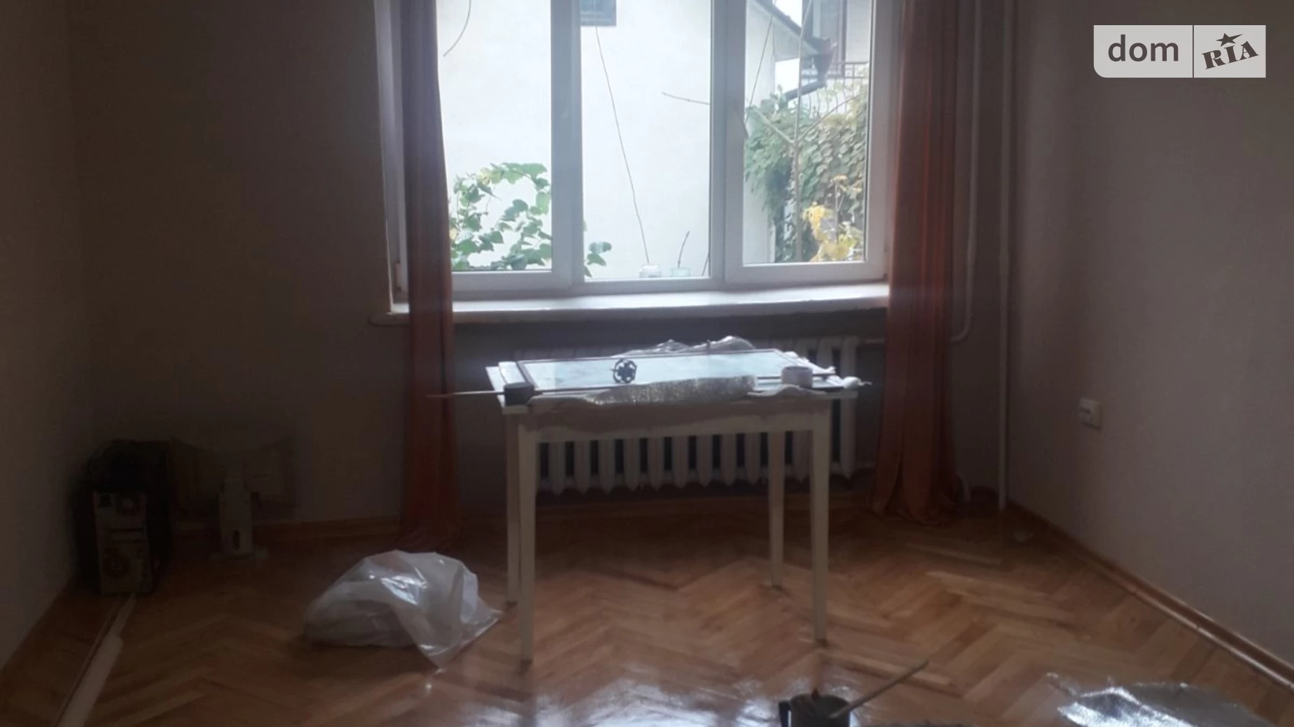 Продается 3-комнатная квартира 81 кв. м в Черновцах, ул. Щербанюк Александра Героя Украины