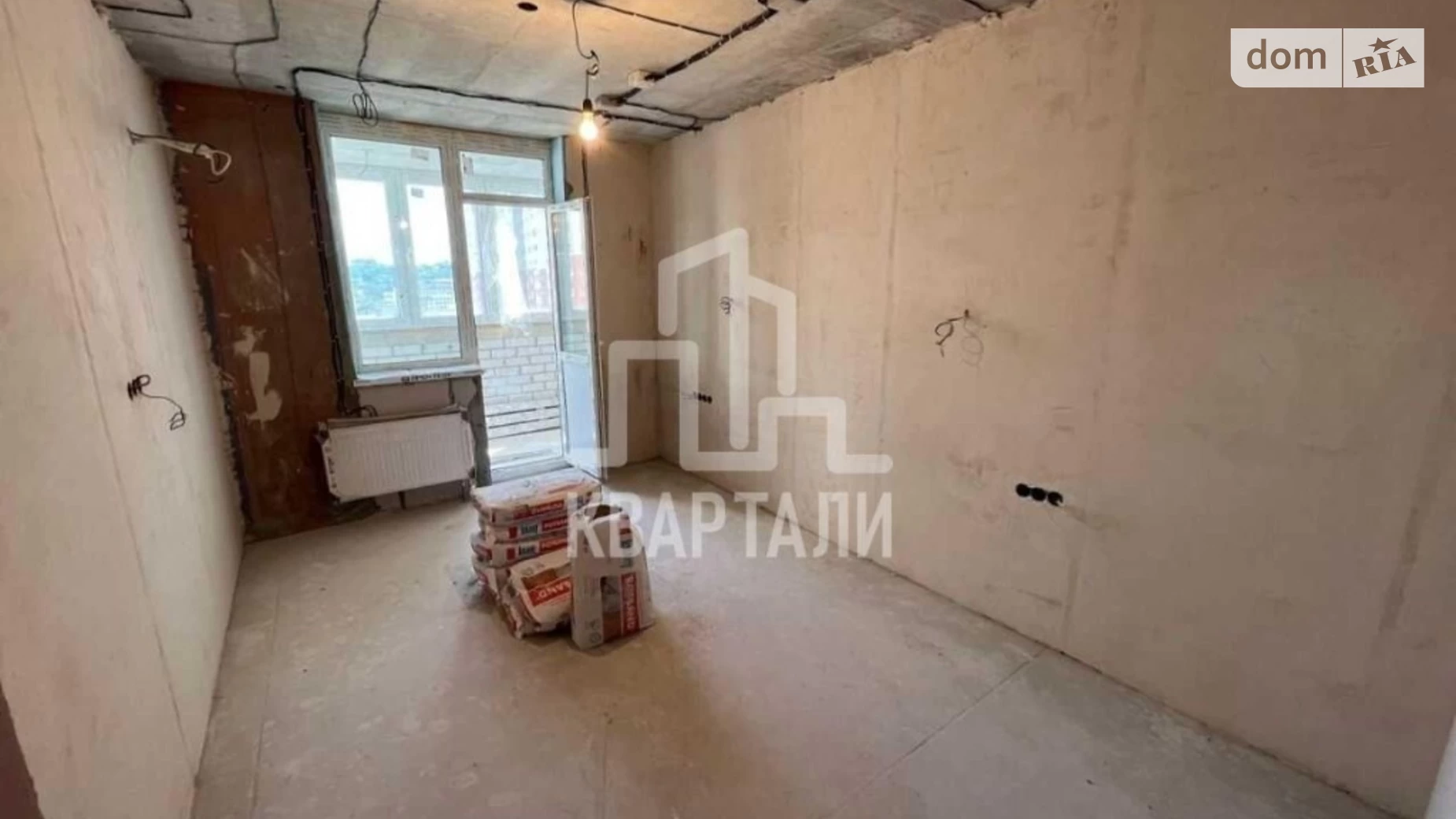 Продается 1-комнатная квартира 42 кв. м в Киеве, пер. Балтийский, 3А