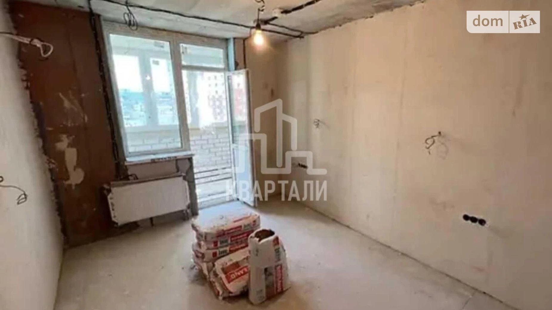 Продается 1-комнатная квартира 42 кв. м в Киеве, пер. Балтийский, 3А