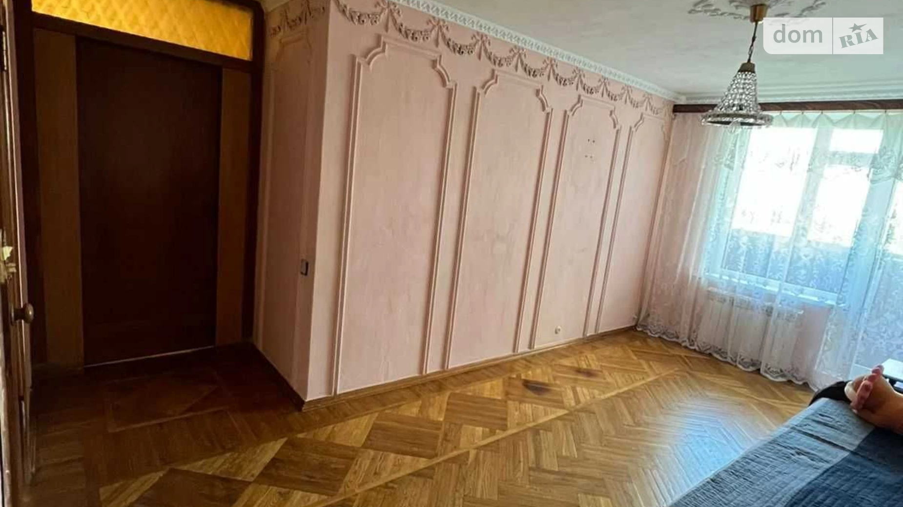 Продается 3-комнатная квартира 64 кв. м в Харькове, просп. Юбилейный, 42