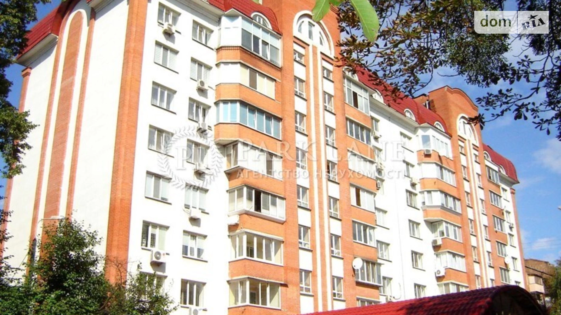 Продается 4-комнатная квартира 135 кв. м в Киеве, ул. Даниила Щербаковского(Щербакова), 42