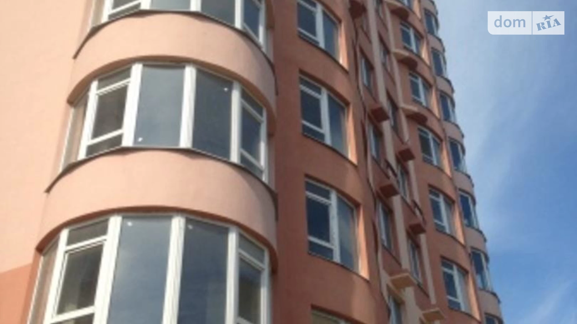 Продается 1-комнатная квартира 66.6 кв. м в Одессе, ул. Макаренко