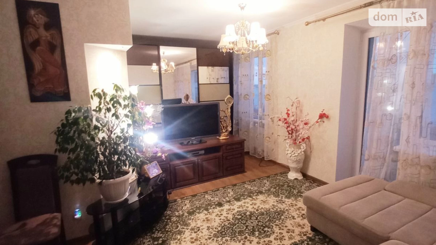Продается 2-комнатная квартира 60 кв. м в Светловодске, ул. Приморская, 70