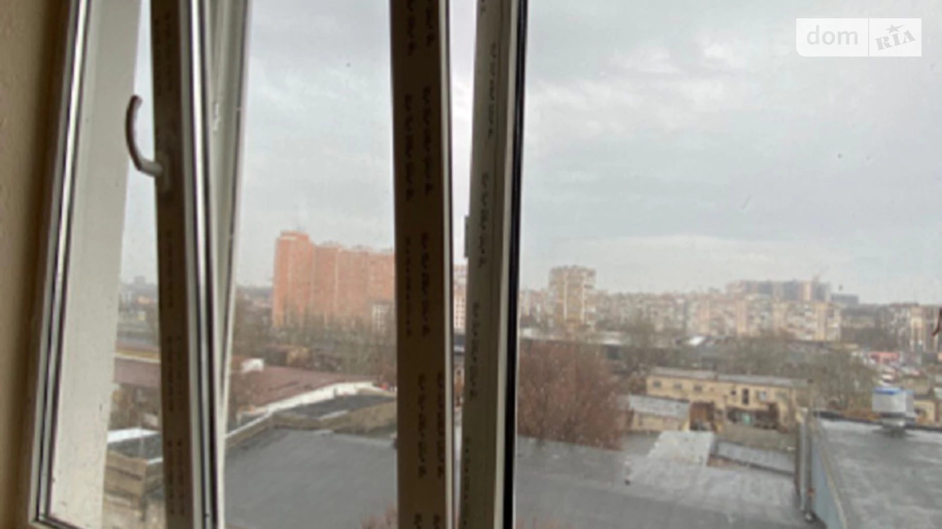 Продается 1-комнатная квартира 15 кв. м в Одессе, ул. Бугаевская - фото 2