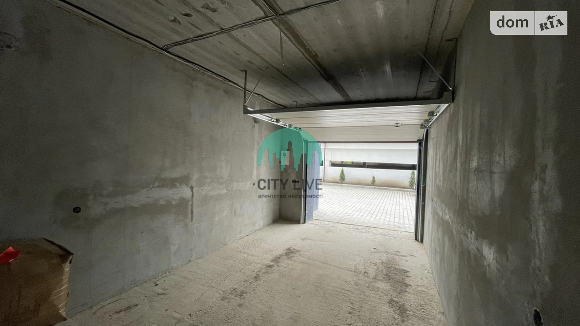 Сдается в аренду отдельно стоящий гараж под легковое авто на 20 кв. м, цена: 4000 грн - фото 2
