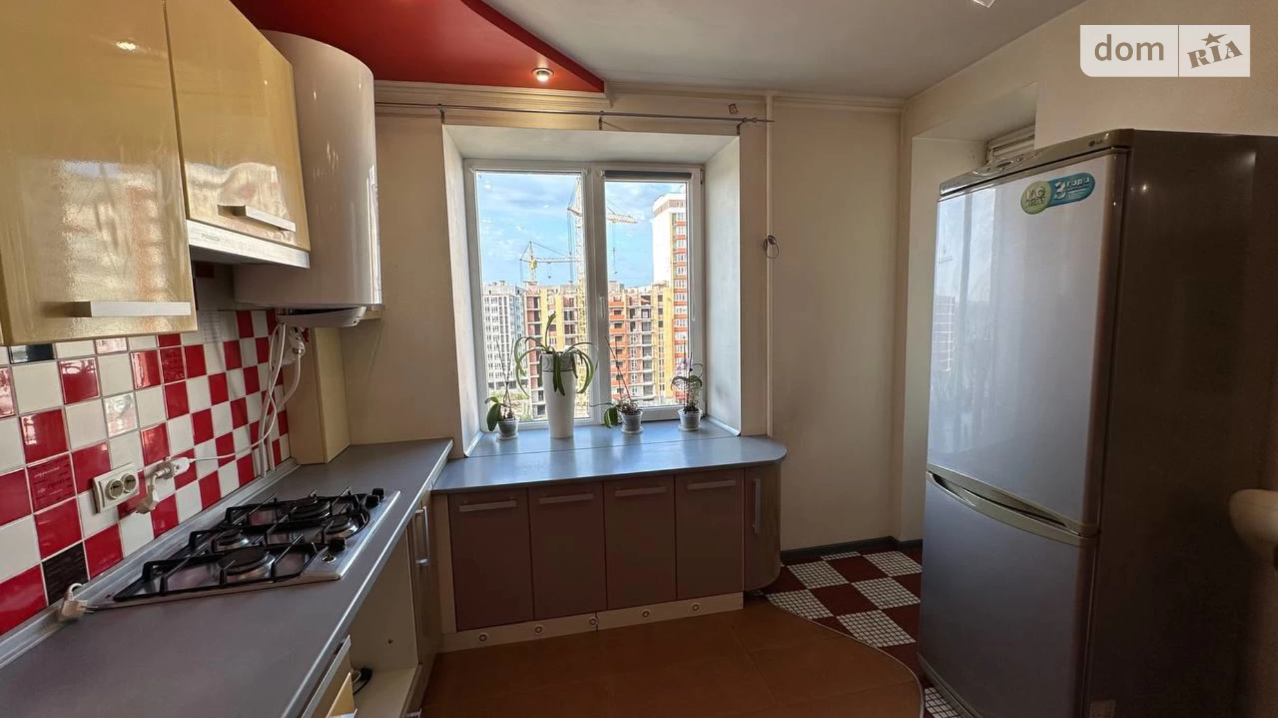 Продається 2-кімнатна квартира 59 кв. м у Хмельницькому, просп. Миру, 94Б - фото 3