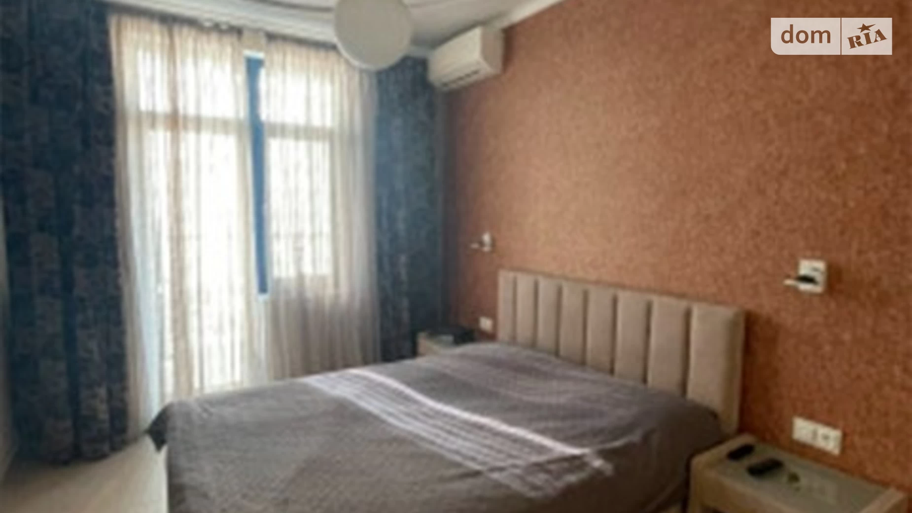 Продается 1-комнатная квартира 48 кв. м в Одессе, пер. Ванный, 1А
