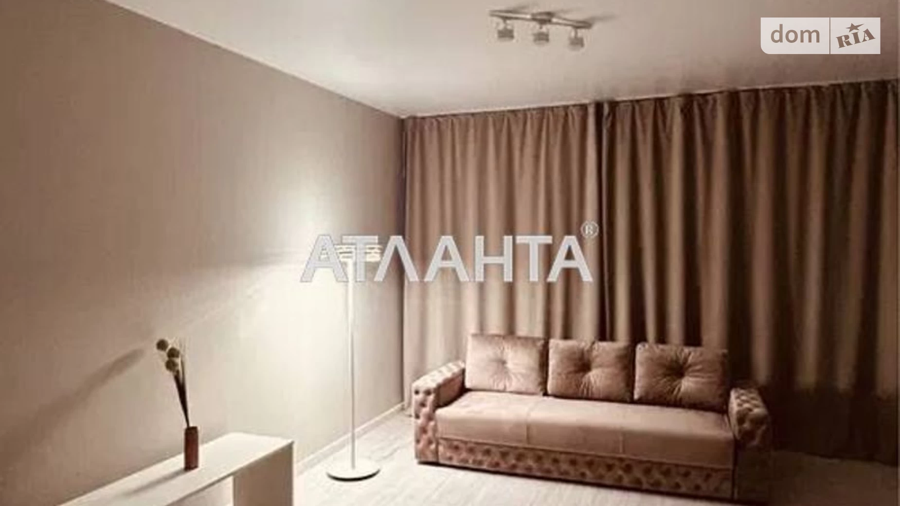 Продается 1-комнатная квартира 41 кв. м в Киеве, пер. Балтийский, 3А - фото 2