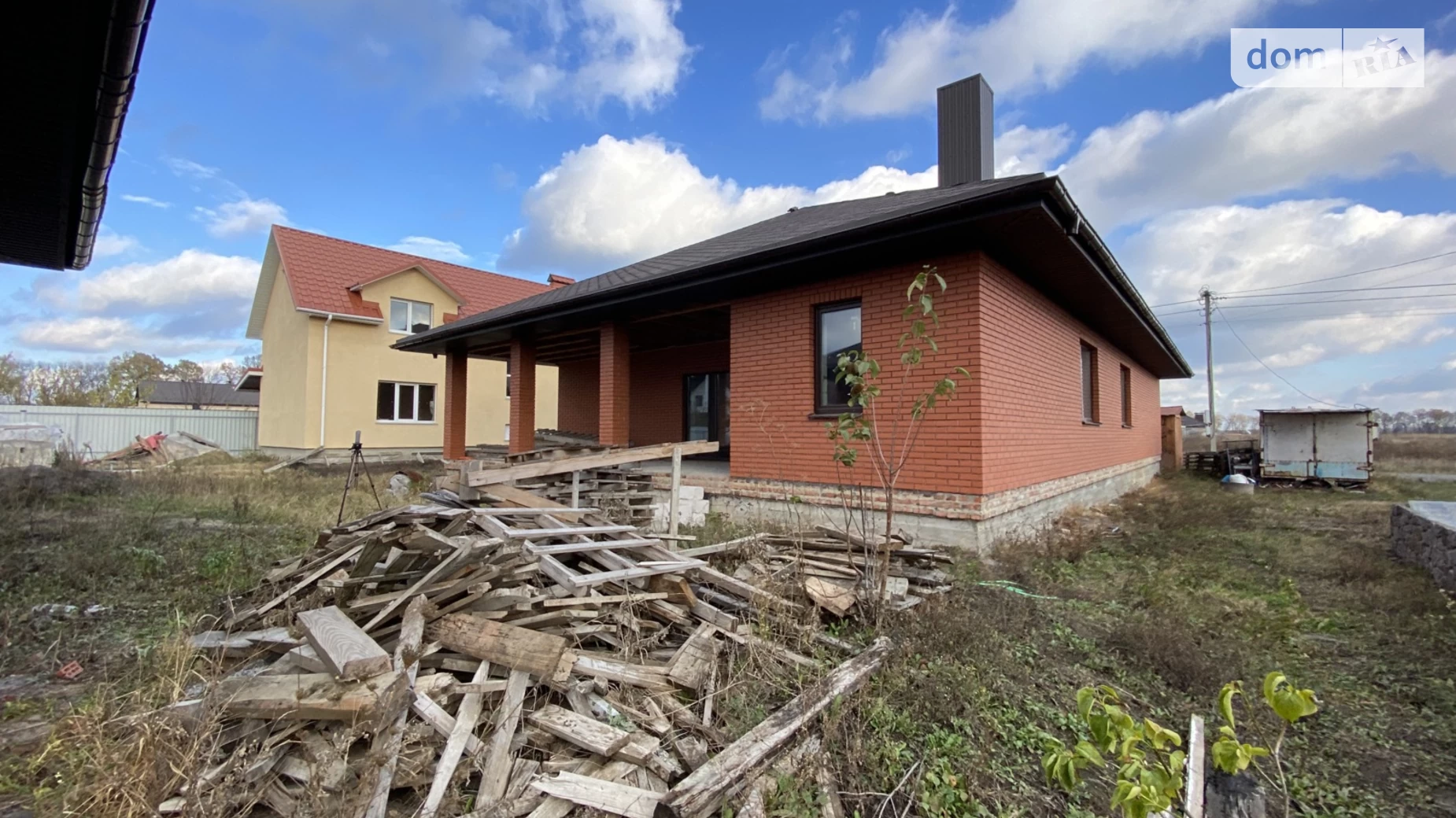 Продается одноэтажный дом 245 кв. м с камином, цена: 105000 $ - фото 2