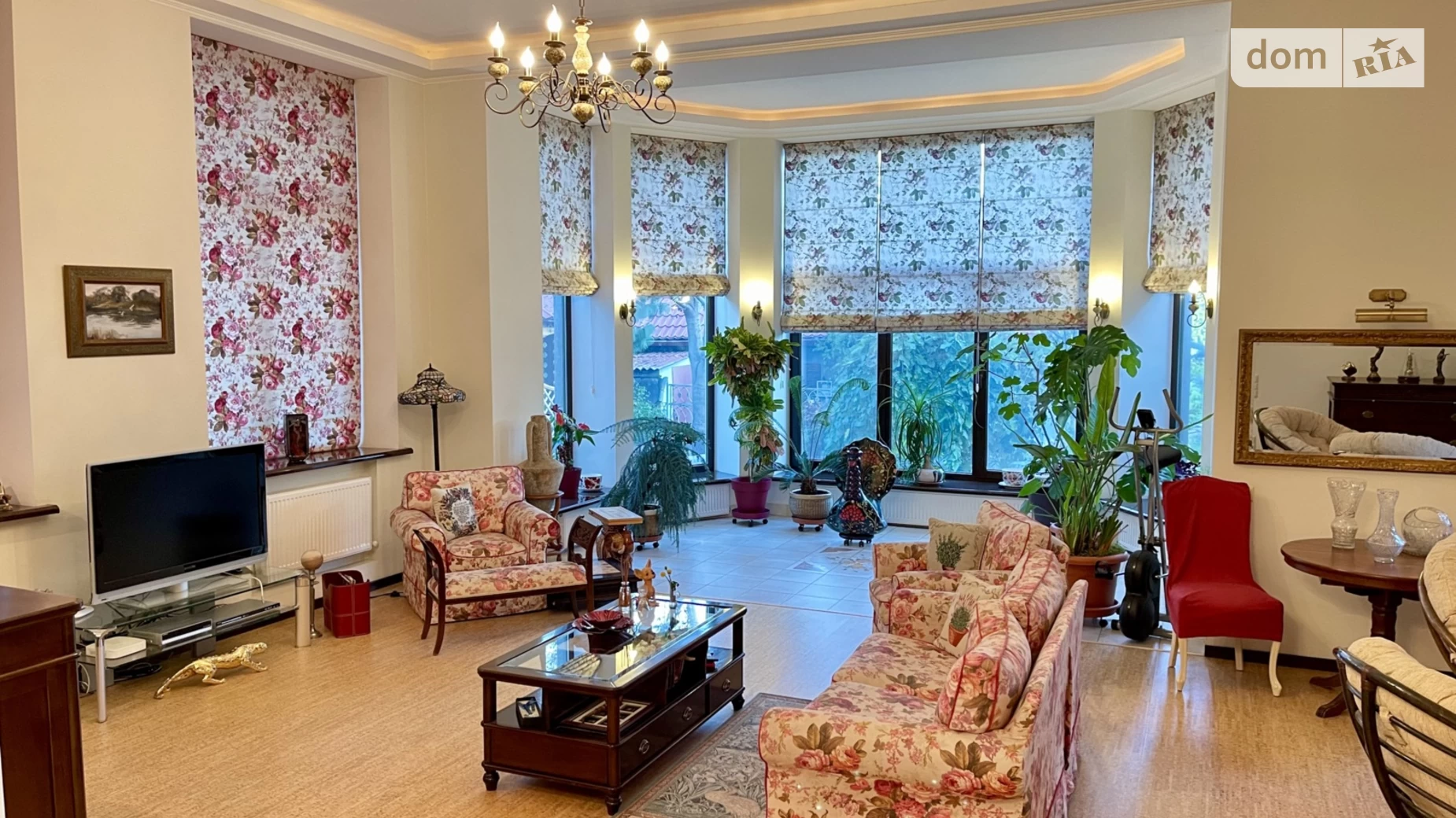 Продается дом на 2 этажа 240 кв. м с камином, цена: 315000 $ - фото 3
