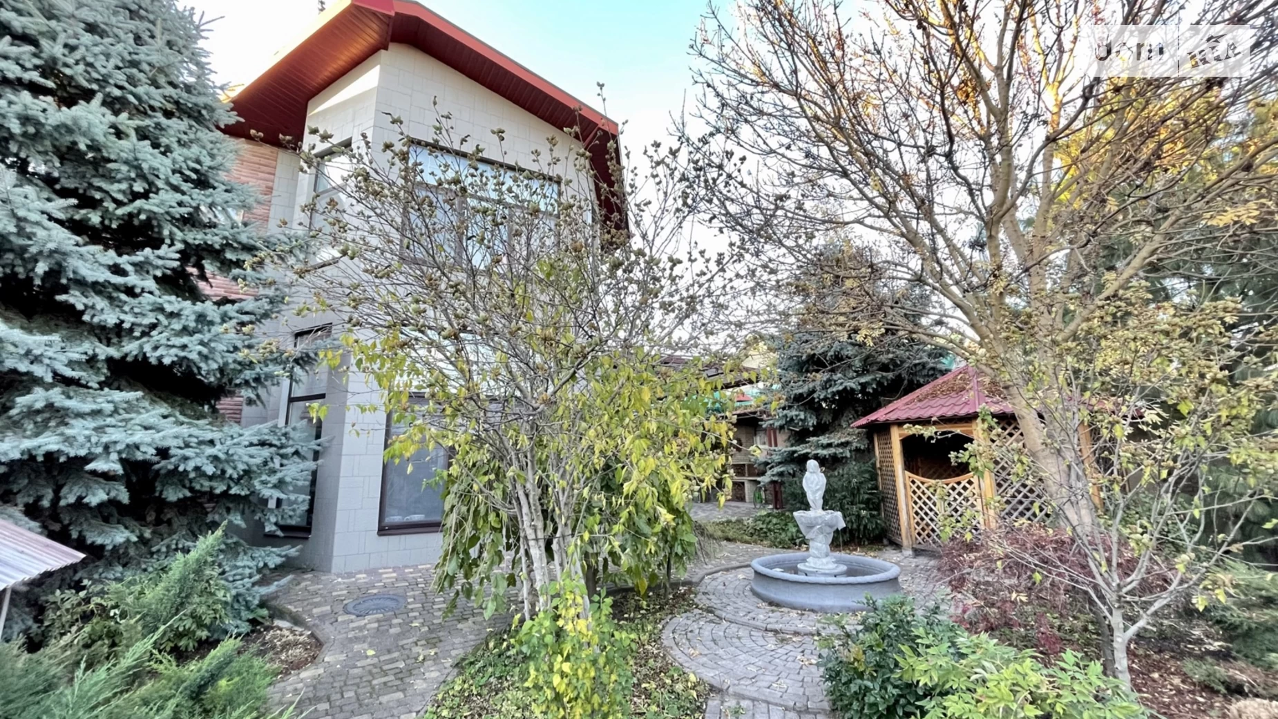 Продается дом на 2 этажа 240 кв. м с камином, цена: 315000 $ - фото 2
