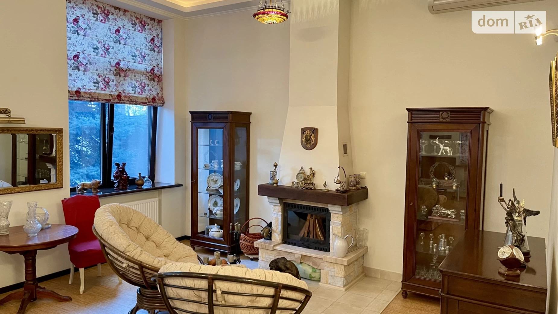 Продается дом на 2 этажа 240 кв. м с камином, цена: 315000 $ - фото 4