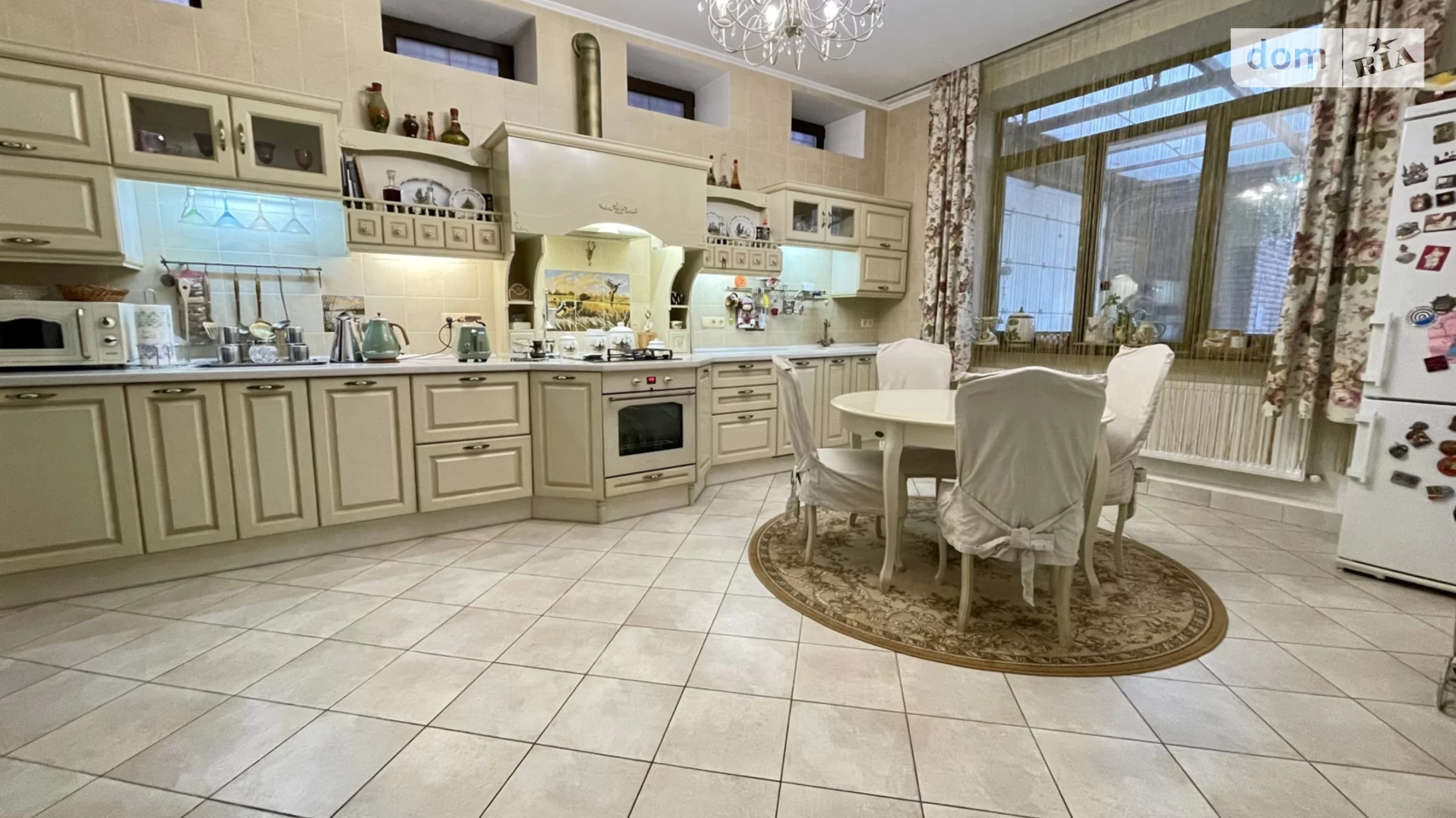 Продается дом на 2 этажа 240 кв. м с камином, цена: 315000 $ - фото 5