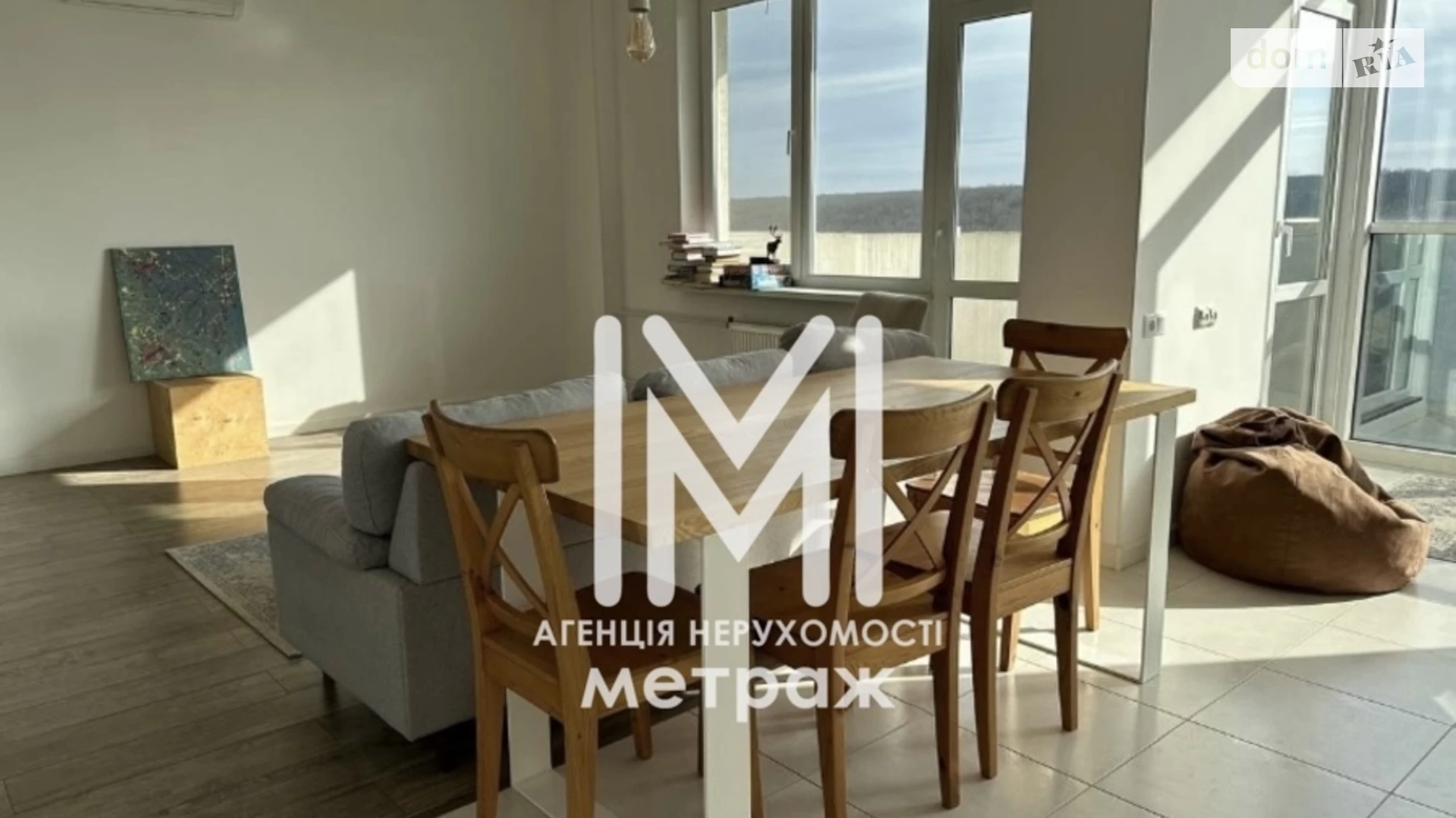 Продается 2-комнатная квартира 84 кв. м в Харькове, ул. Энвера Ахсарова, 17Г