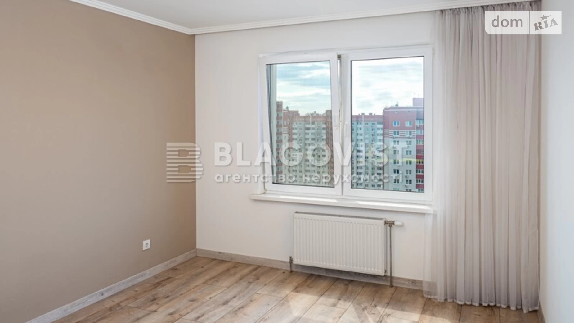 Продается 3-комнатная квартира 72 кв. м в Киеве, ул. Бориса Гмыри, 14Б