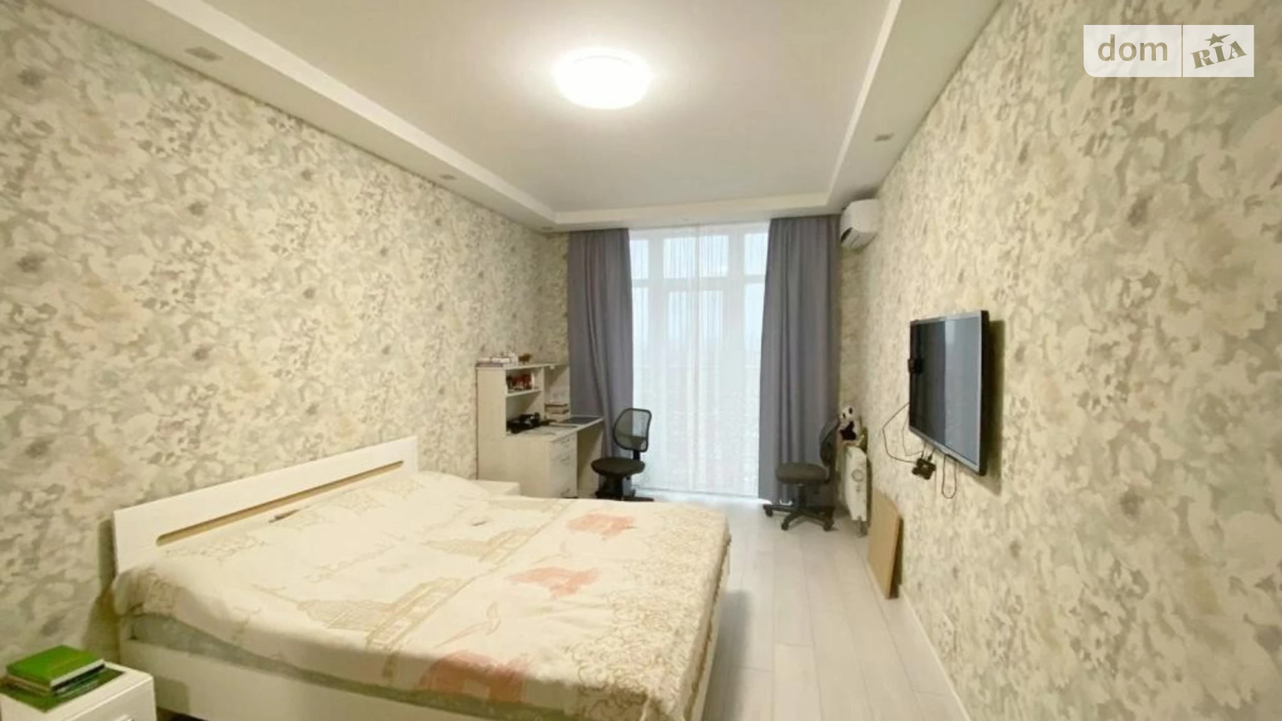 Продается 1-комнатная квартира 42 кв. м в Киеве, ул. Семьи Кульженков, 31А - фото 5
