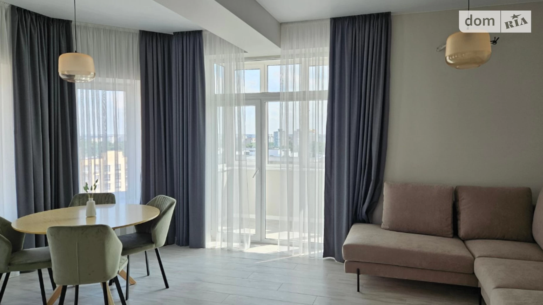 Продается 3-комнатная квартира 106.5 кв. м в Хмельницком