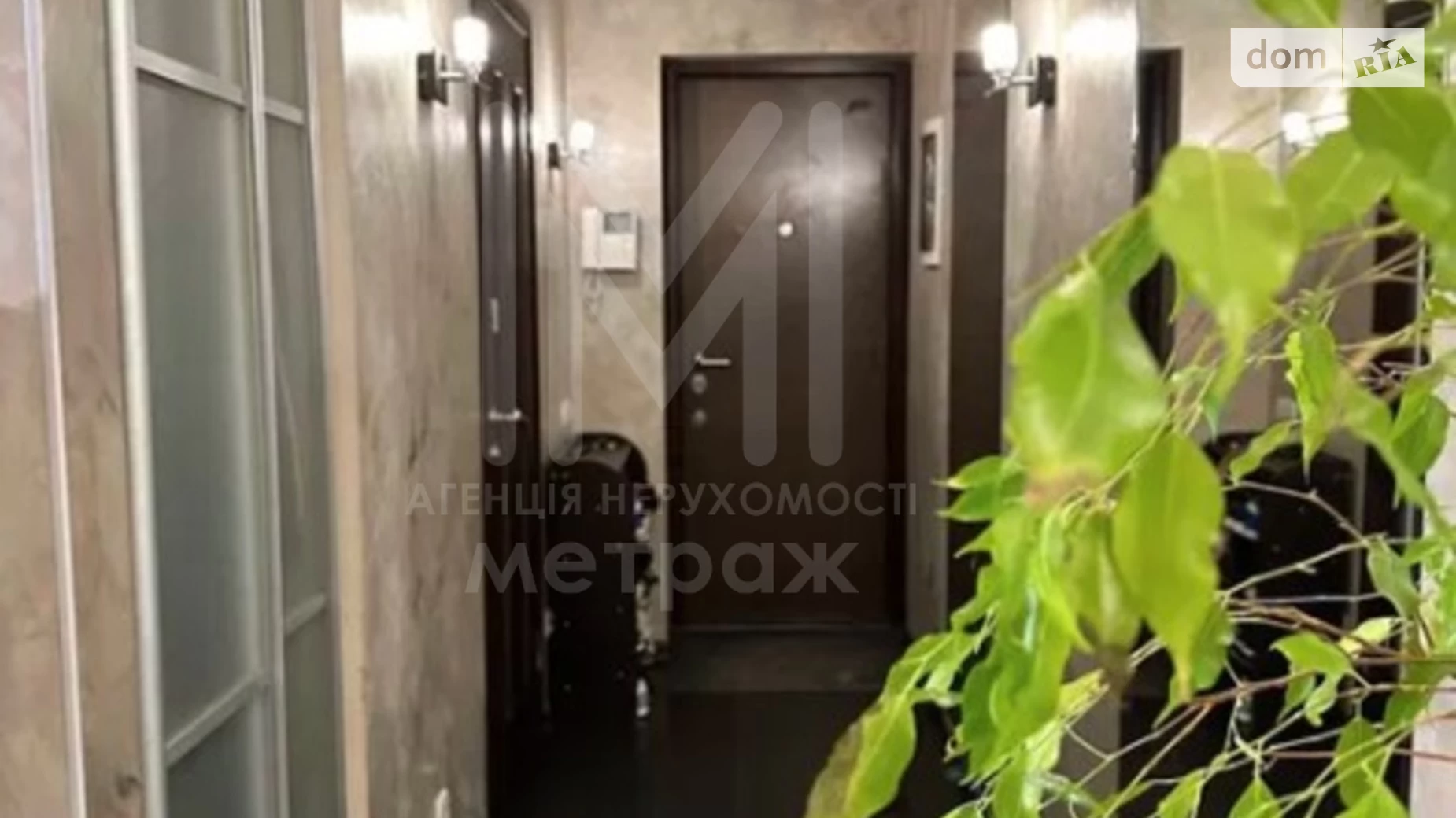 Продається 3-кімнатна квартира 64 кв. м у Харкові, просп. Гагаріна, 56
