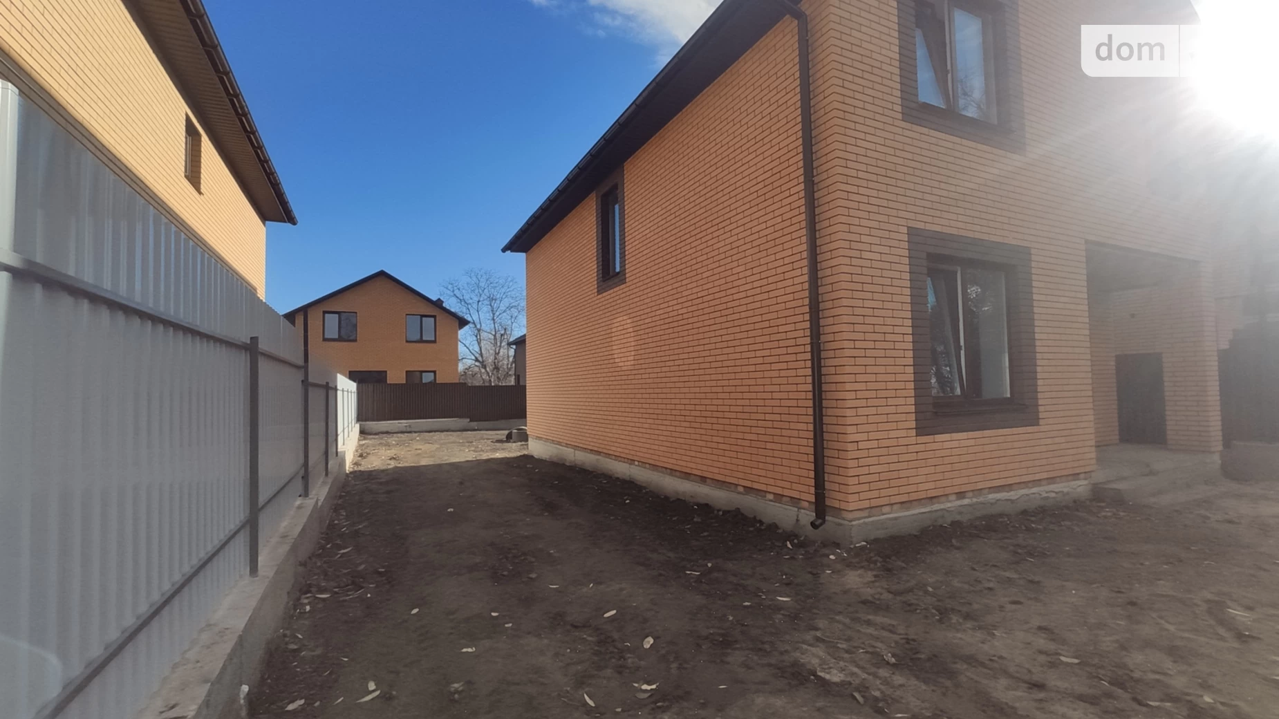 Продается дом на 2 этажа 120 кв. м с участком, цена: 92000 $ - фото 2