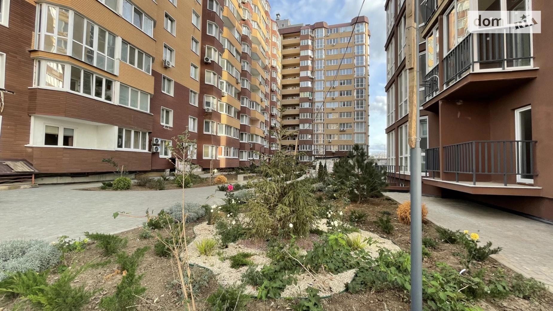 Продається 2-кімнатна квартира 70 кв. м у Одесі, вул. 28-ї Бригади(Паустовського) - фото 5