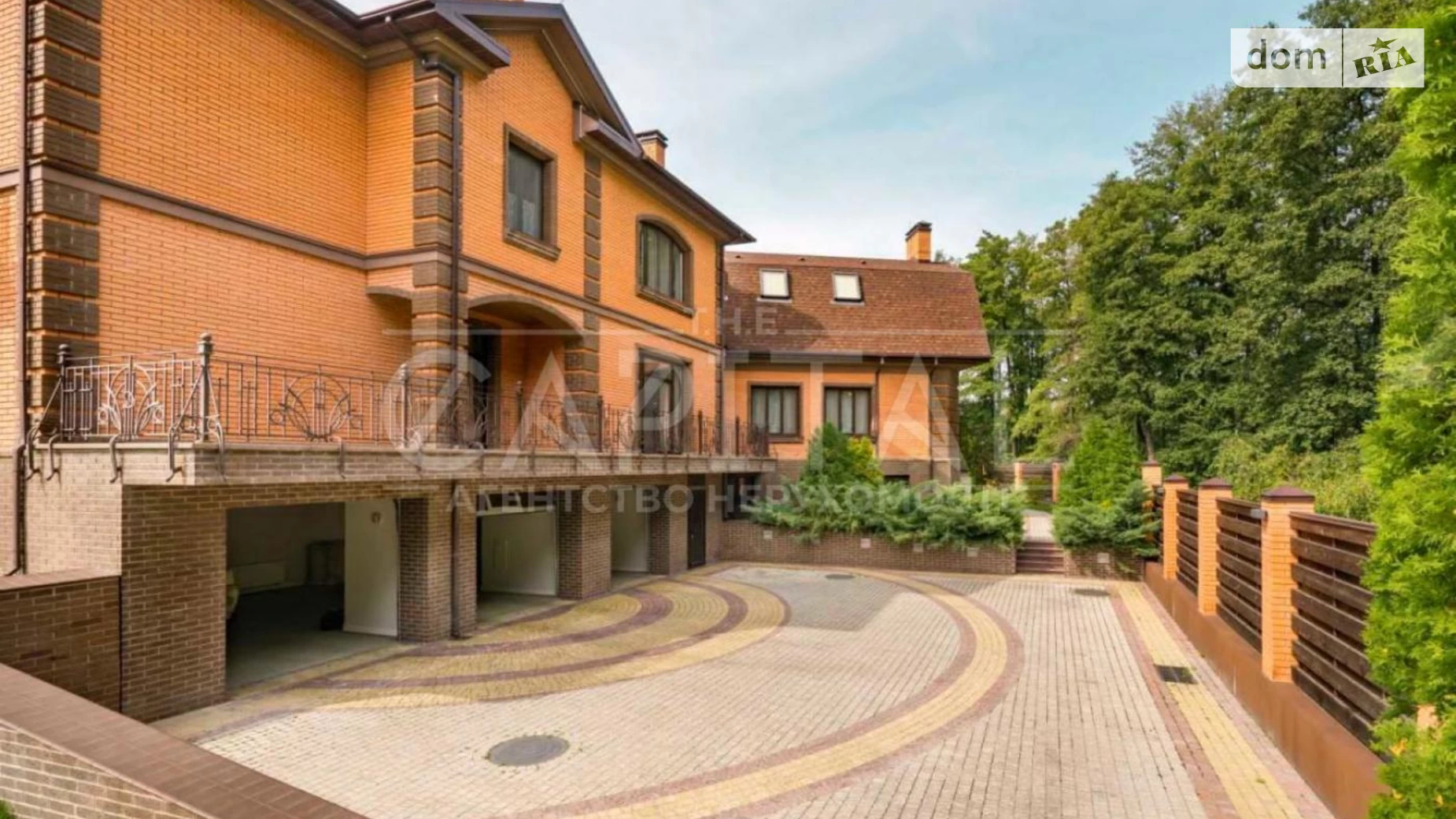 Сдается в аренду дом на 2 этажа 930 кв. м с камином, цена: 10000 $ - фото 4