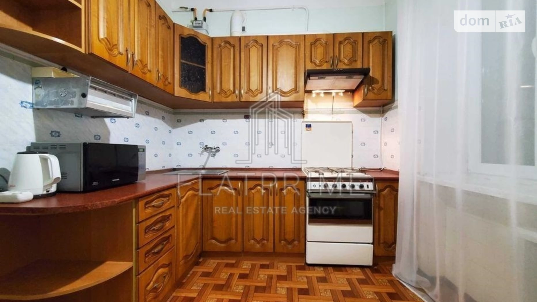 Продается 2-комнатная квартира 58 кв. м в Киеве, ул. Михаила Бойчука, 4