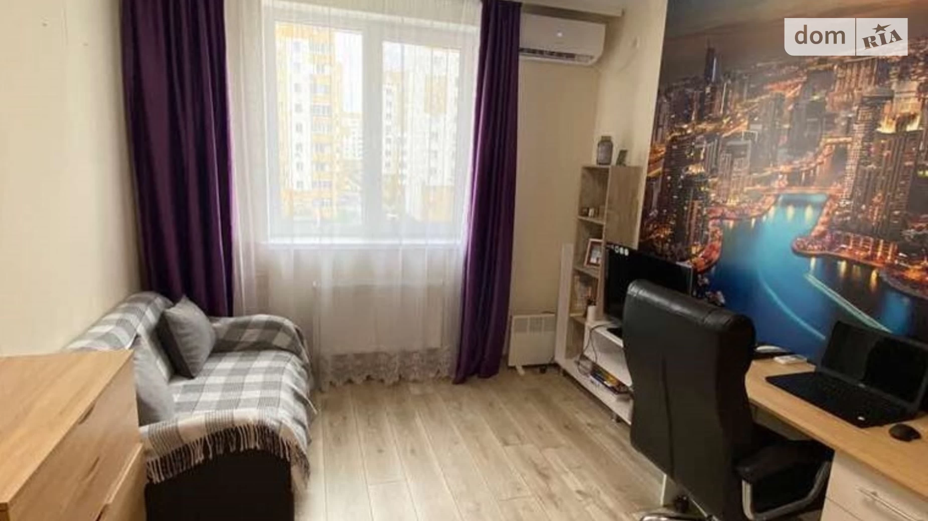 Продается 1-комнатная квартира 36 кв. м в Харькове, просп. Льва Ландау, 52А