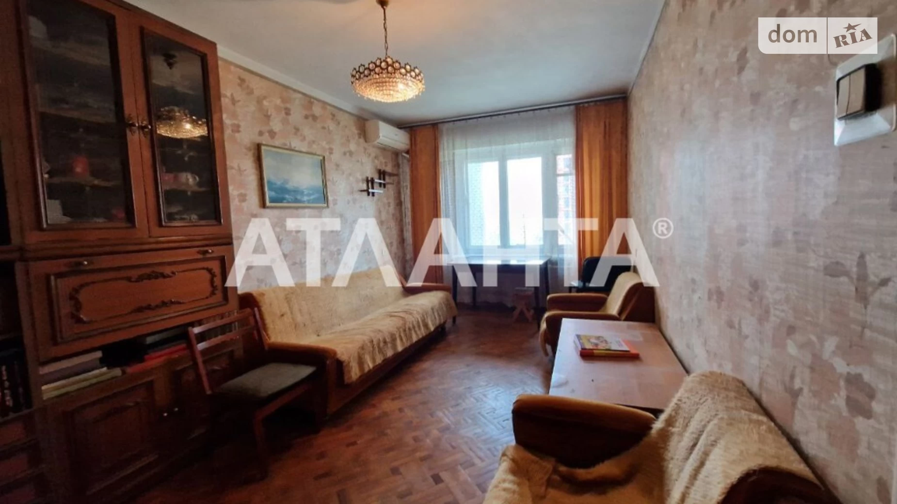 Продається 2-кімнатна квартира 53.6 кв. м у Одесі, вул. Академіка Філатова