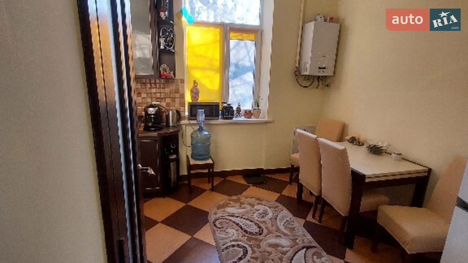 вул. Івана Дзюби(Маяковського Володимира) Центр Чернівці - фото 5