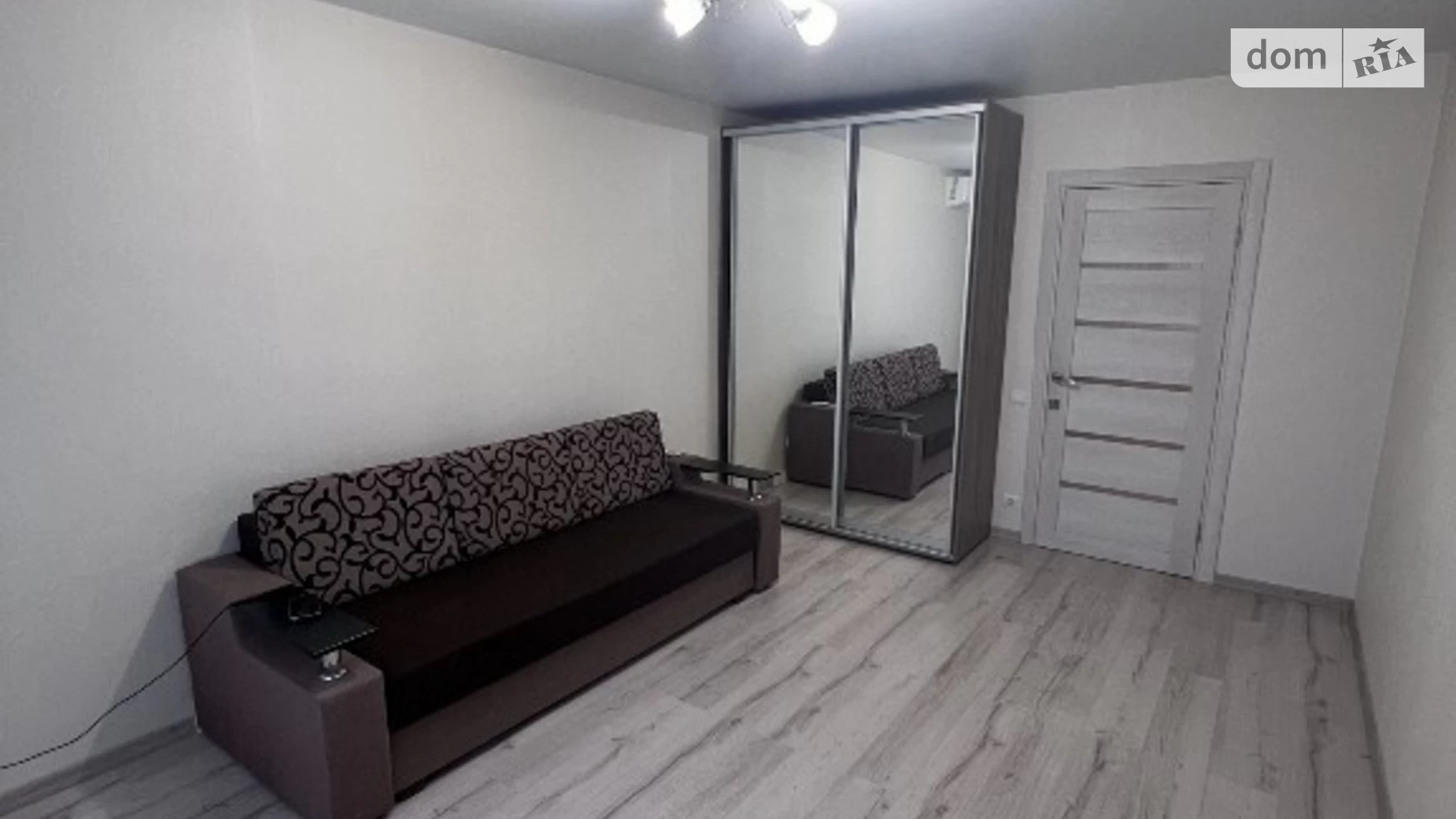 Продается 2-комнатная квартира 70 кв. м в Киеве, ул. Михаила Донца, 2Б