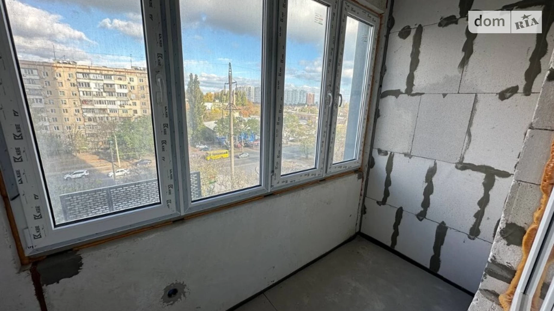 Продается 1-комнатная квартира 50 кв. м в Одессе, ул. Варненская - фото 3