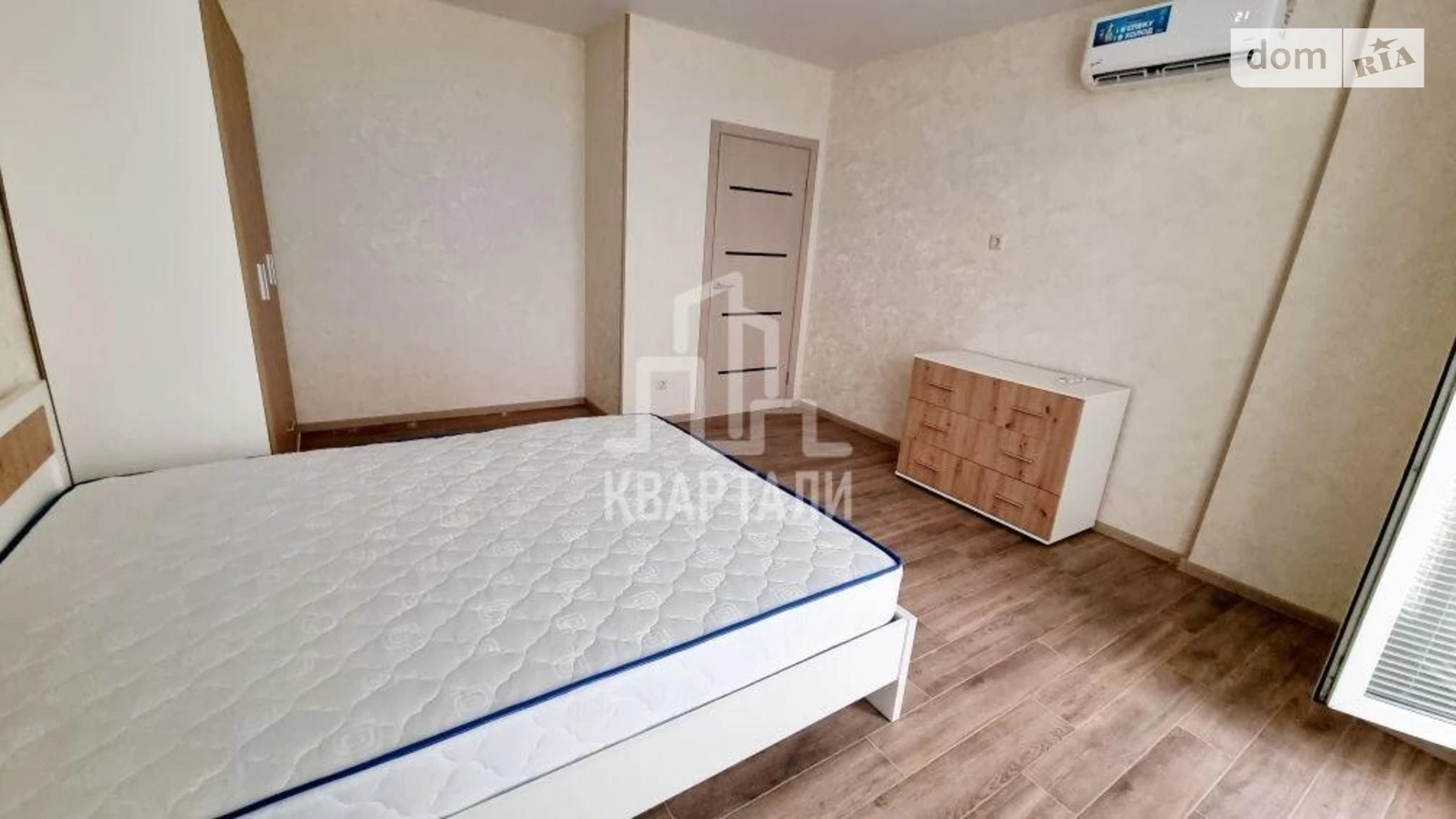 Продается 1-комнатная квартира 40 кв. м в Киеве, пер. Макеевский, 2 - фото 2