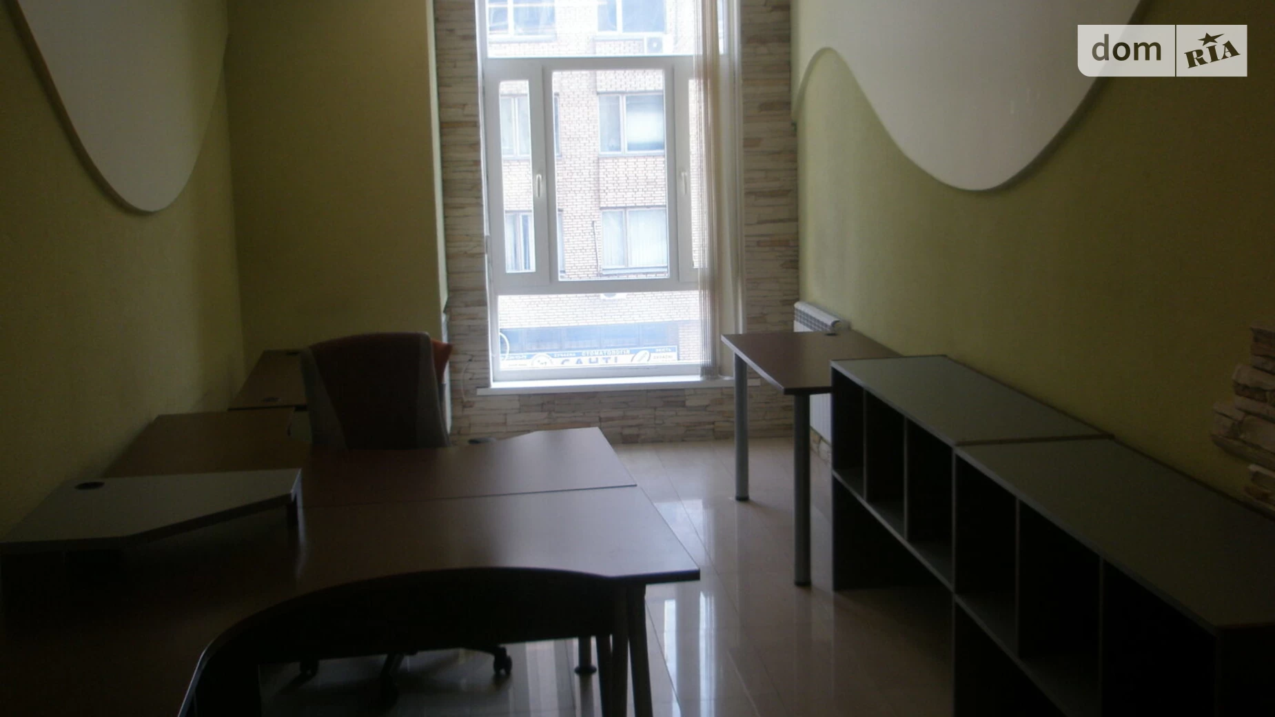 Продается офис 57 кв. м в бизнес-центре, цена: 130415 $ - фото 2