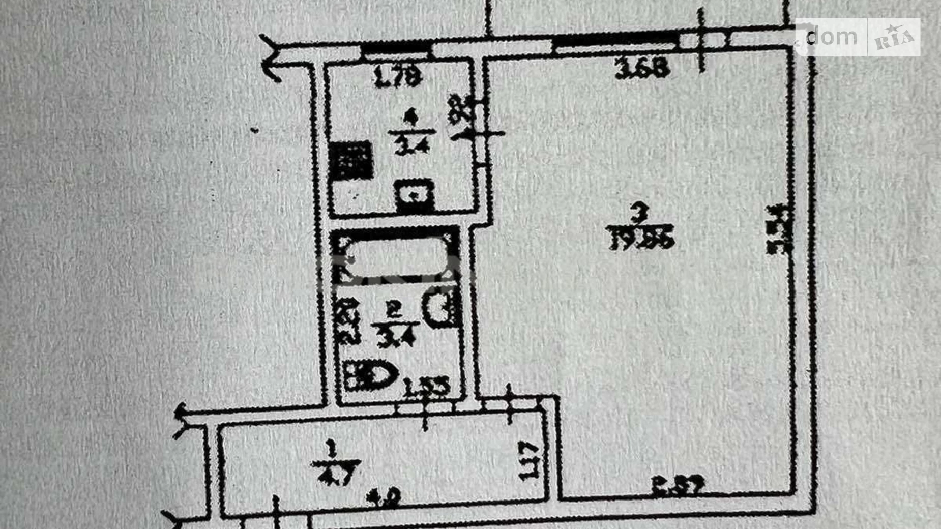 Продается 1-комнатная квартира 32 кв. м в Киеве, ул. Белорусская, 15