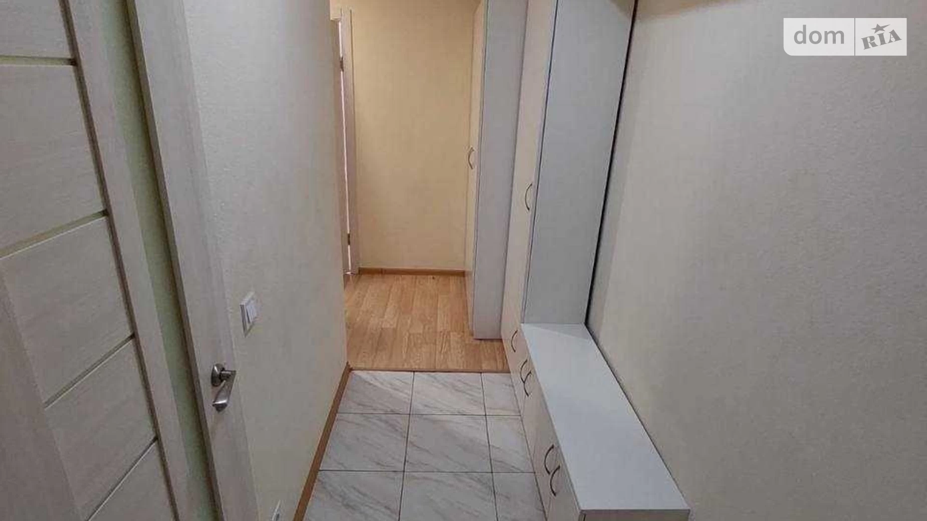 Продается 2-комнатная квартира 47 кв. м в Киеве, ул. Машиностроительная, 41