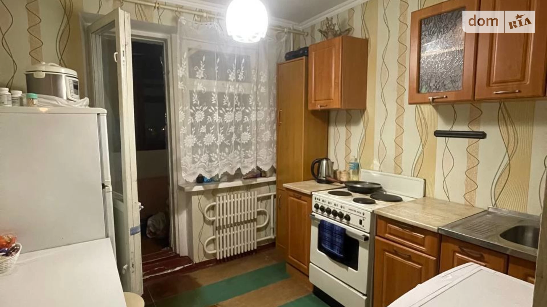 Продается 1-комнатная квартира 39 кв. м в Днепре, ул. Дмитрия Кедрина, 47