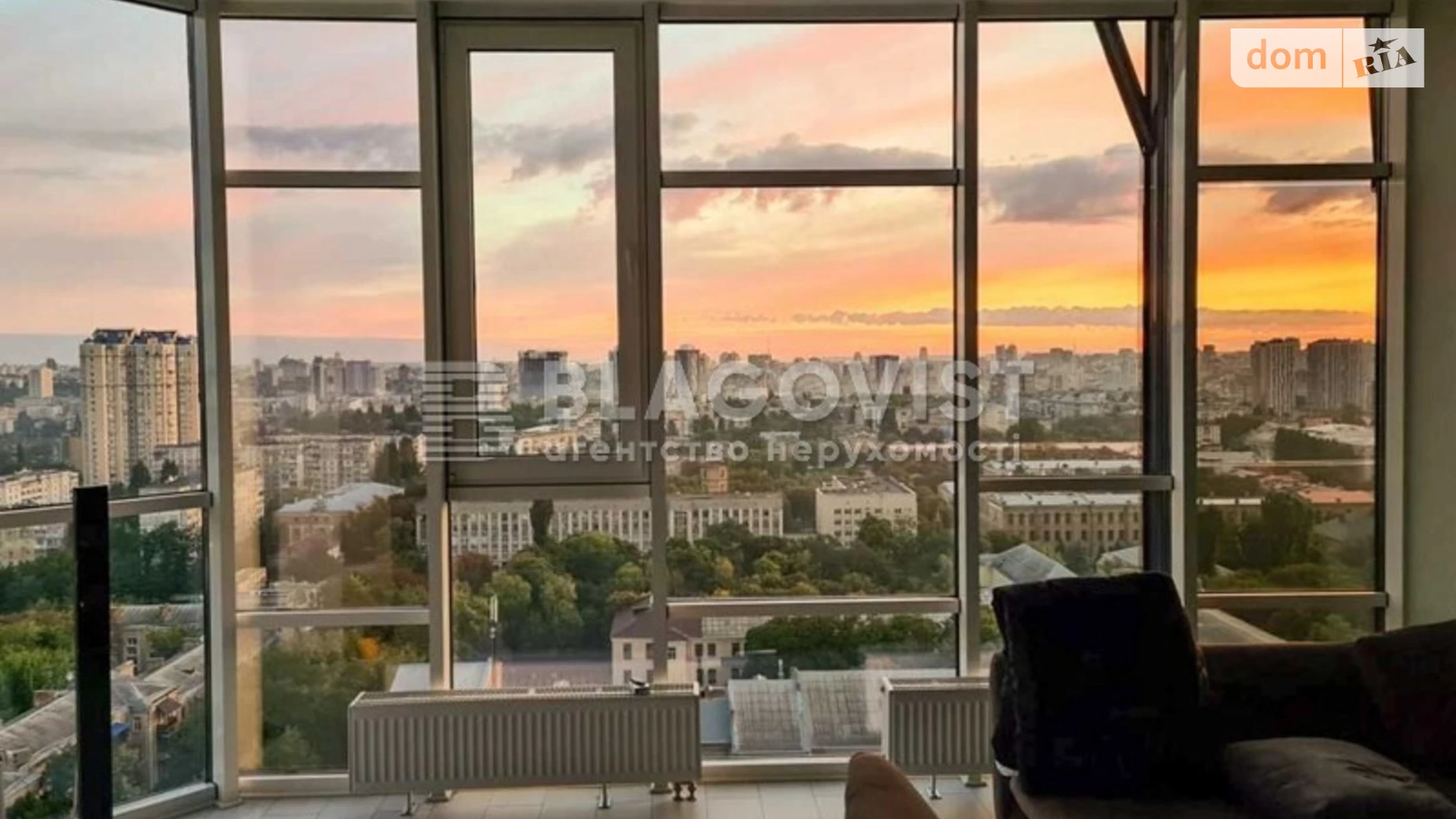 Продается 3-комнатная квартира 114 кв. м в Киеве, ул. Авиаконструктора Антонова, 2Б - фото 3