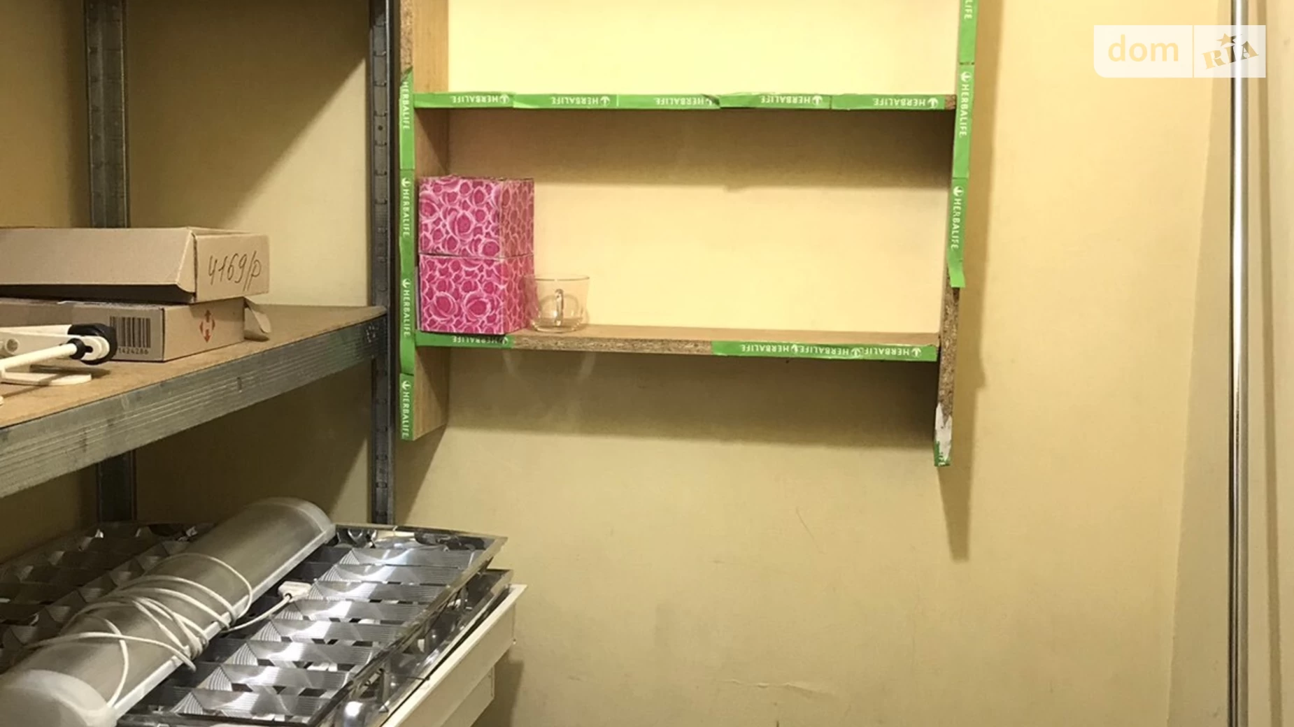 Продается офис 40 кв. м в бизнес-центре, цена: 20000 $ - фото 3