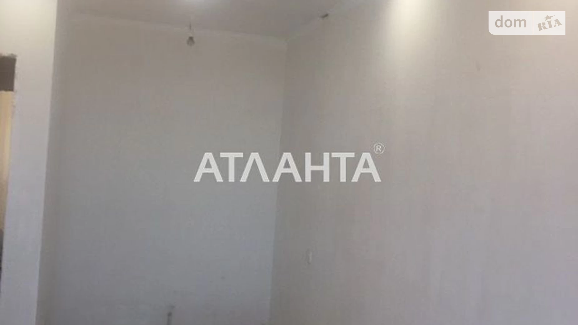 Продається 1-кімнатна квартира 41.8 кв. м у Чорноморську, вул. 1 Травня, 40Б